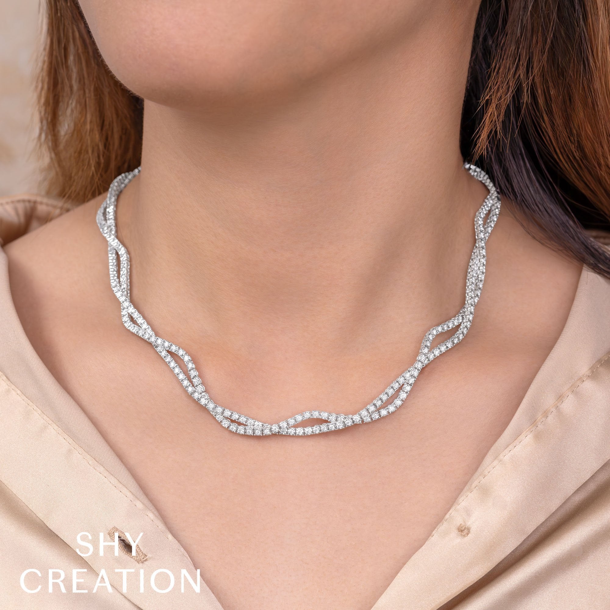 Shy Creation Diamond Necklace