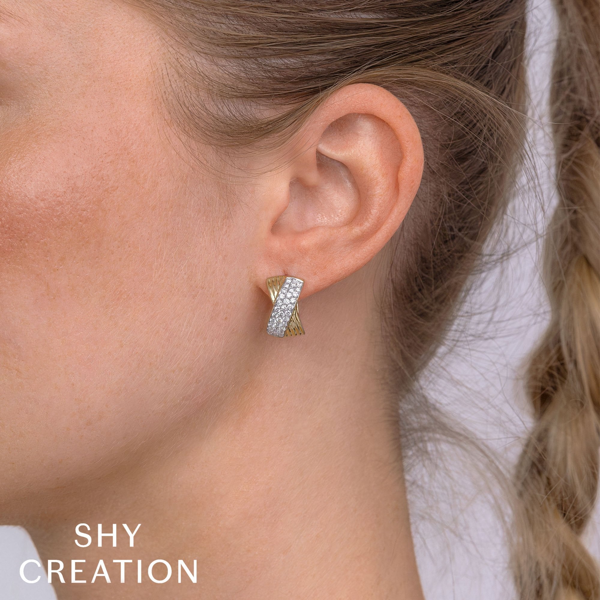 Shy Creation Diamond Earrings