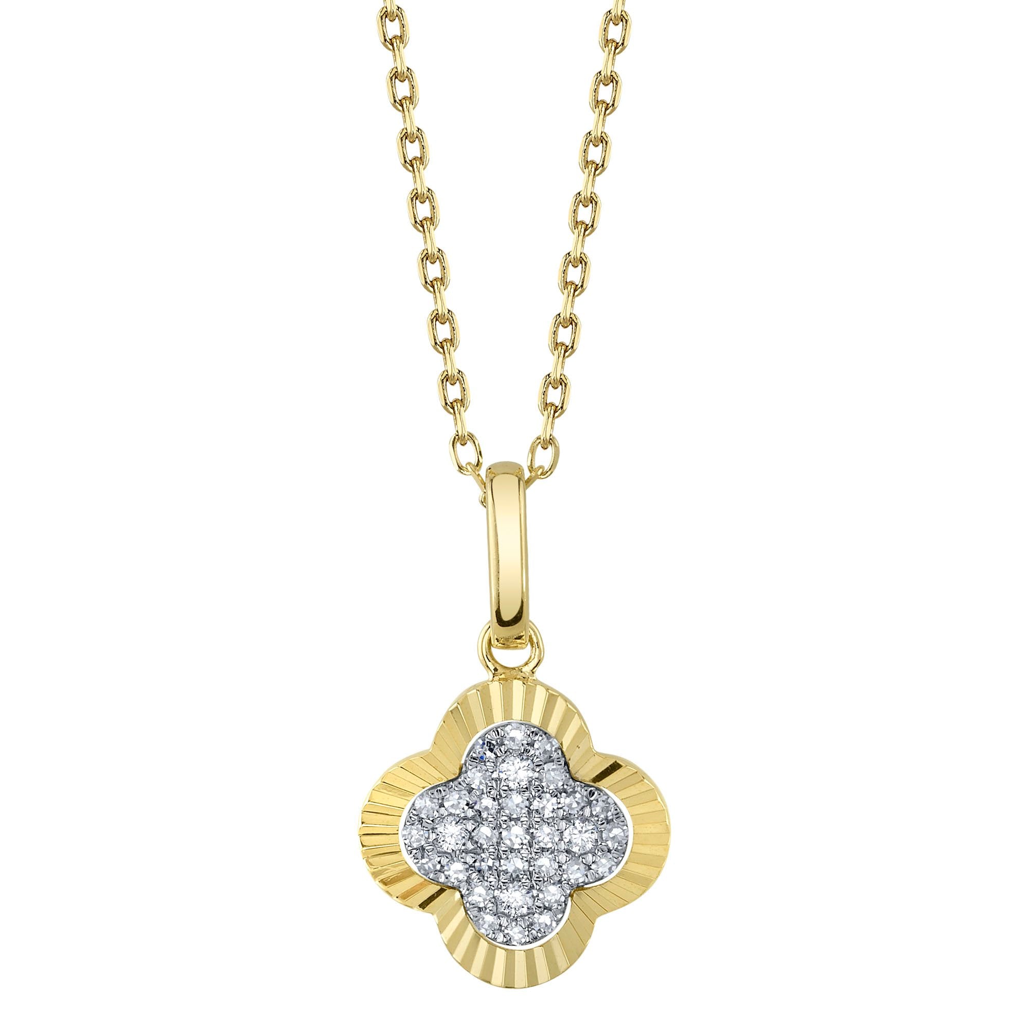 Shy Creation Diamond Pendant