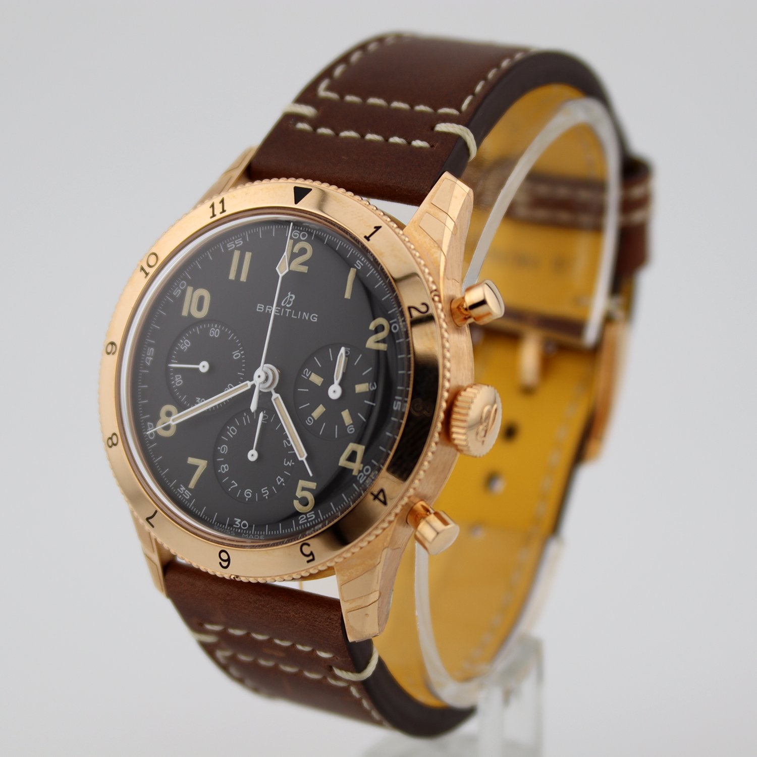 Pre-Owned Breitling AVI 1953 Edition 18k Rose Gold ref. RB0920131B1X1