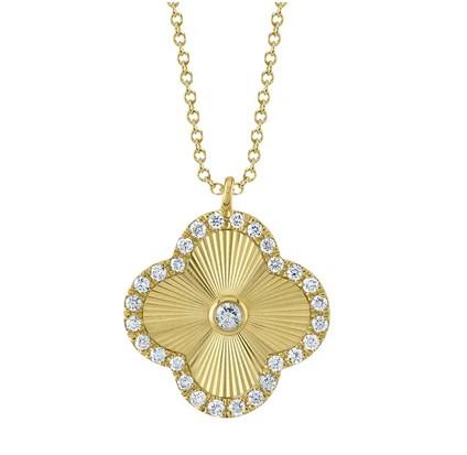 Shy Creation Diamond Clover Pendant