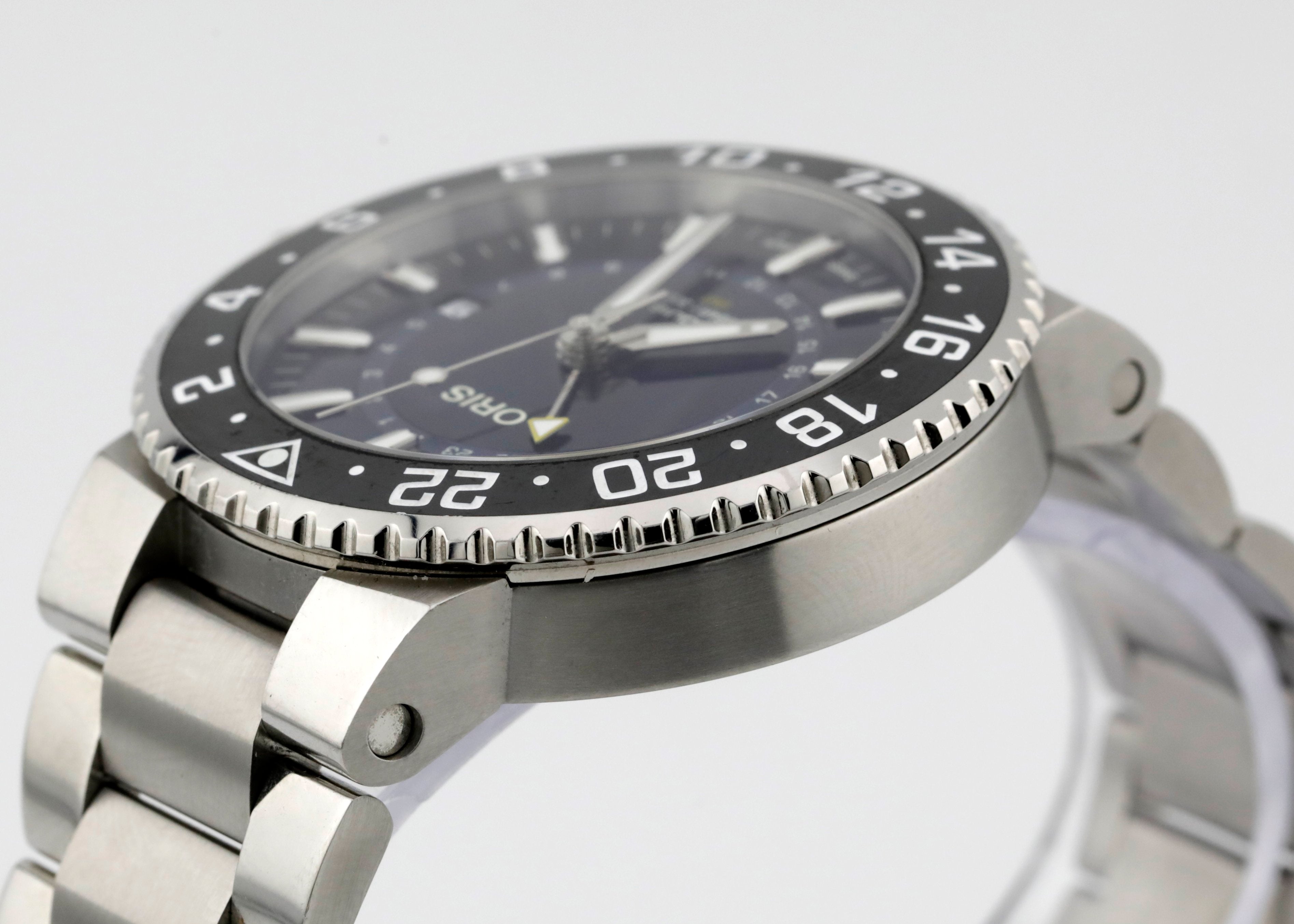 Pre Owned Oris Aquis Date GMT Ref# 01798775441350742465EB