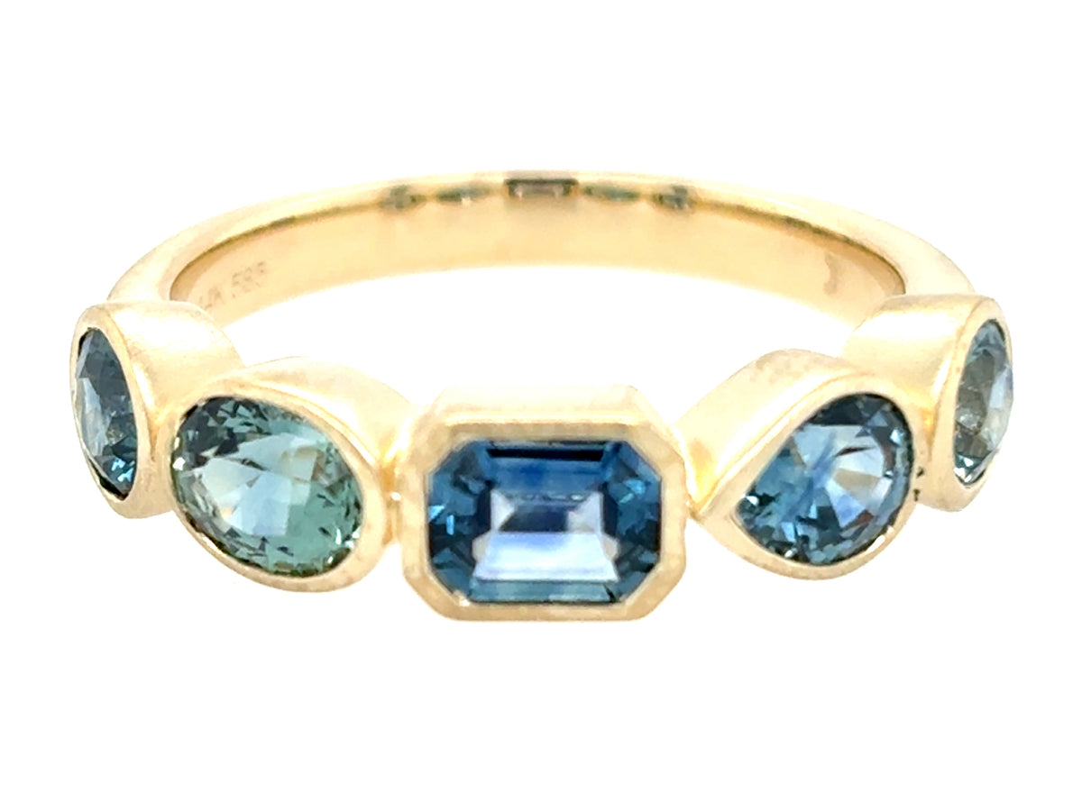 Dilamani Montana Blue Sapphire Ring