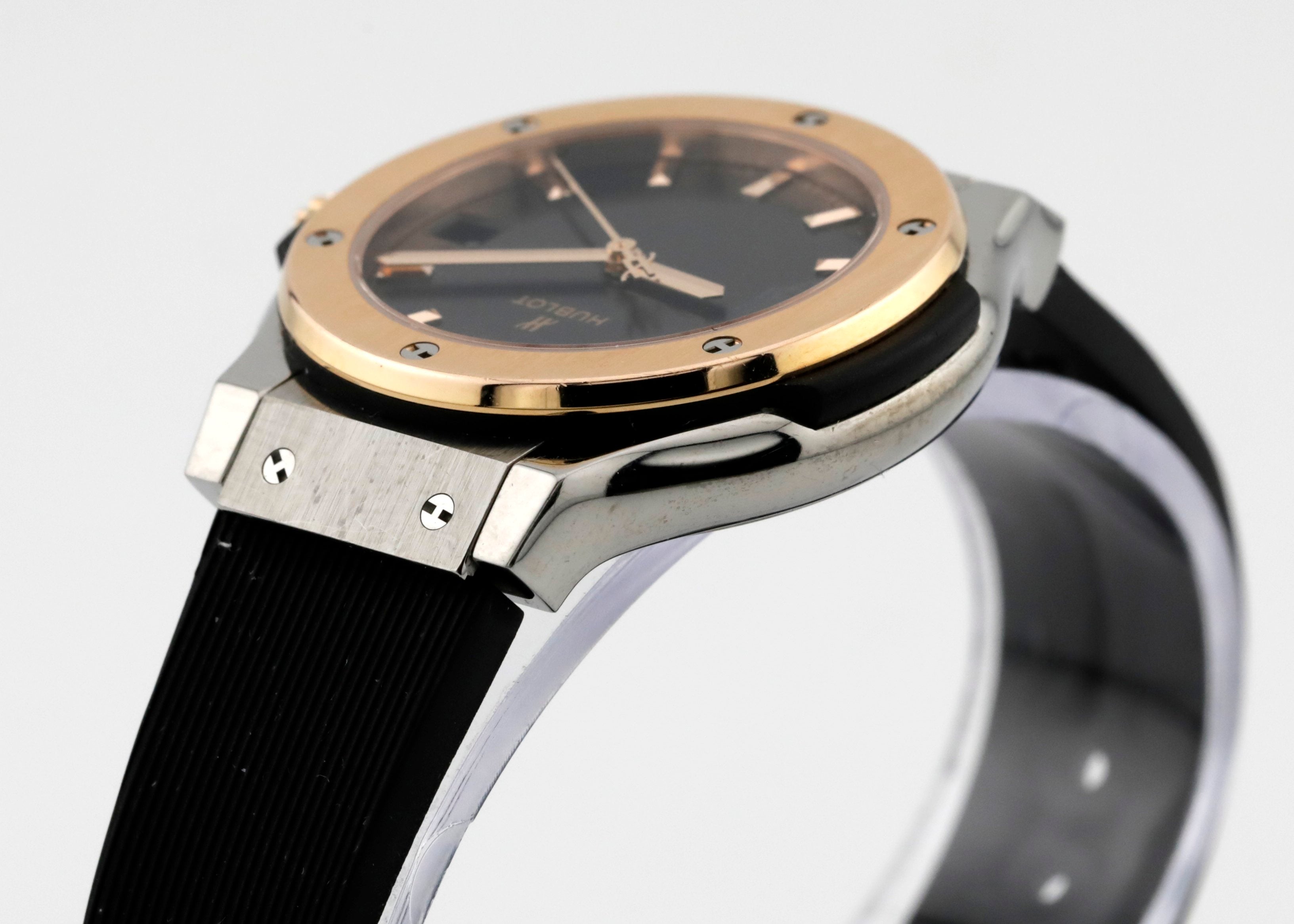 Pre Owned Hublot Classic Fushion Quartz Ref# 581.NO.1480.RX
