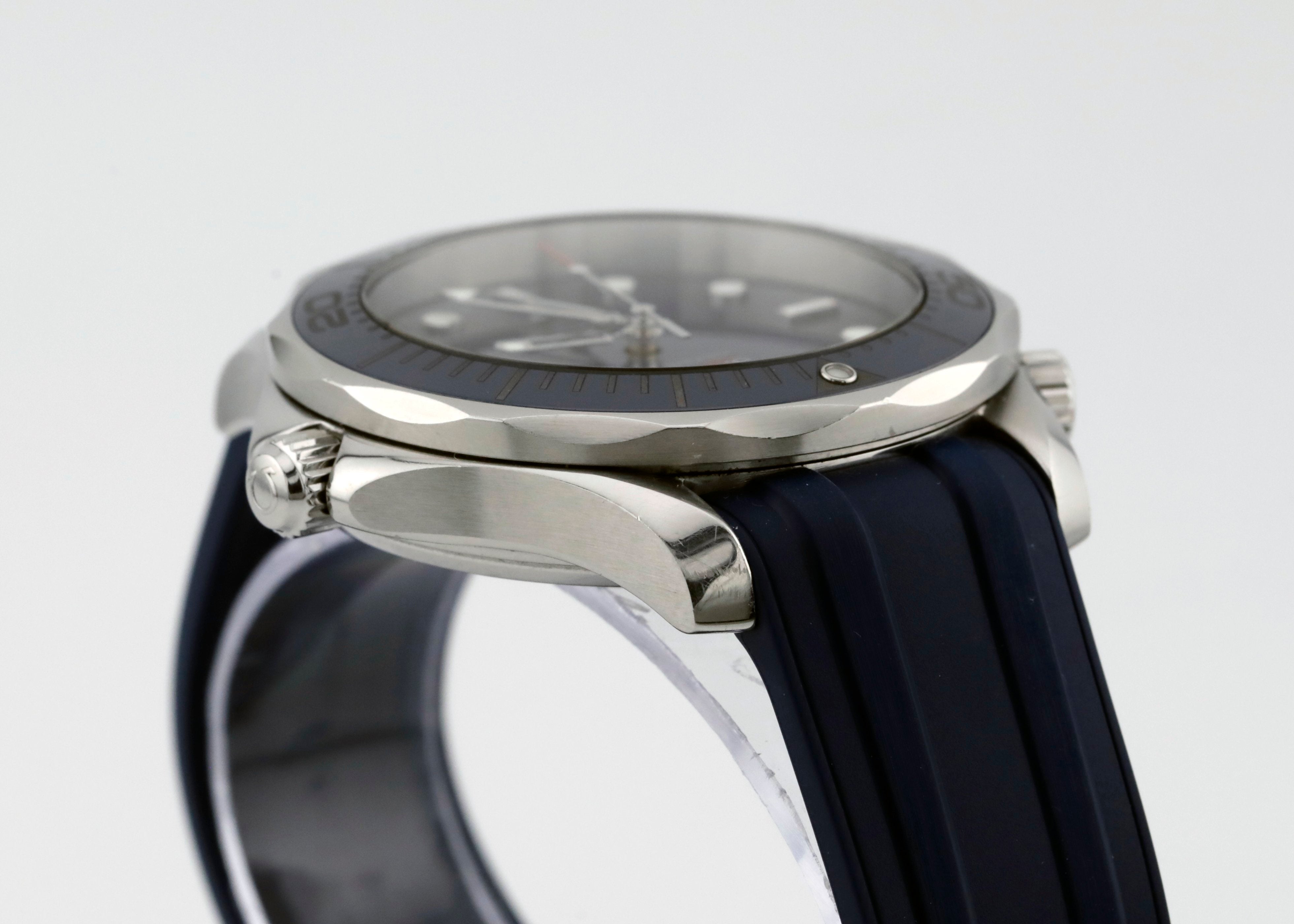 Pre Owned Omega Seamaster Diver 300m Ref# 21230412003001