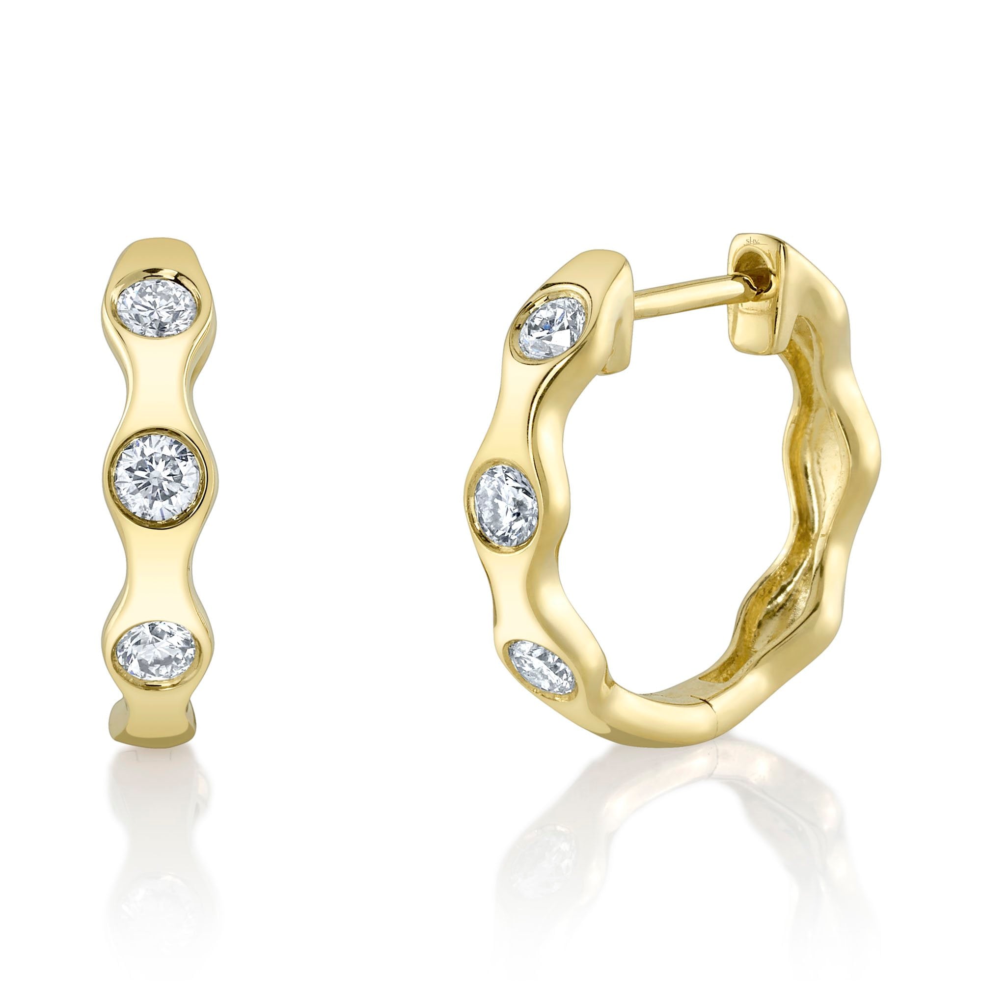 Shy Creation Diamond Huggie Earrings