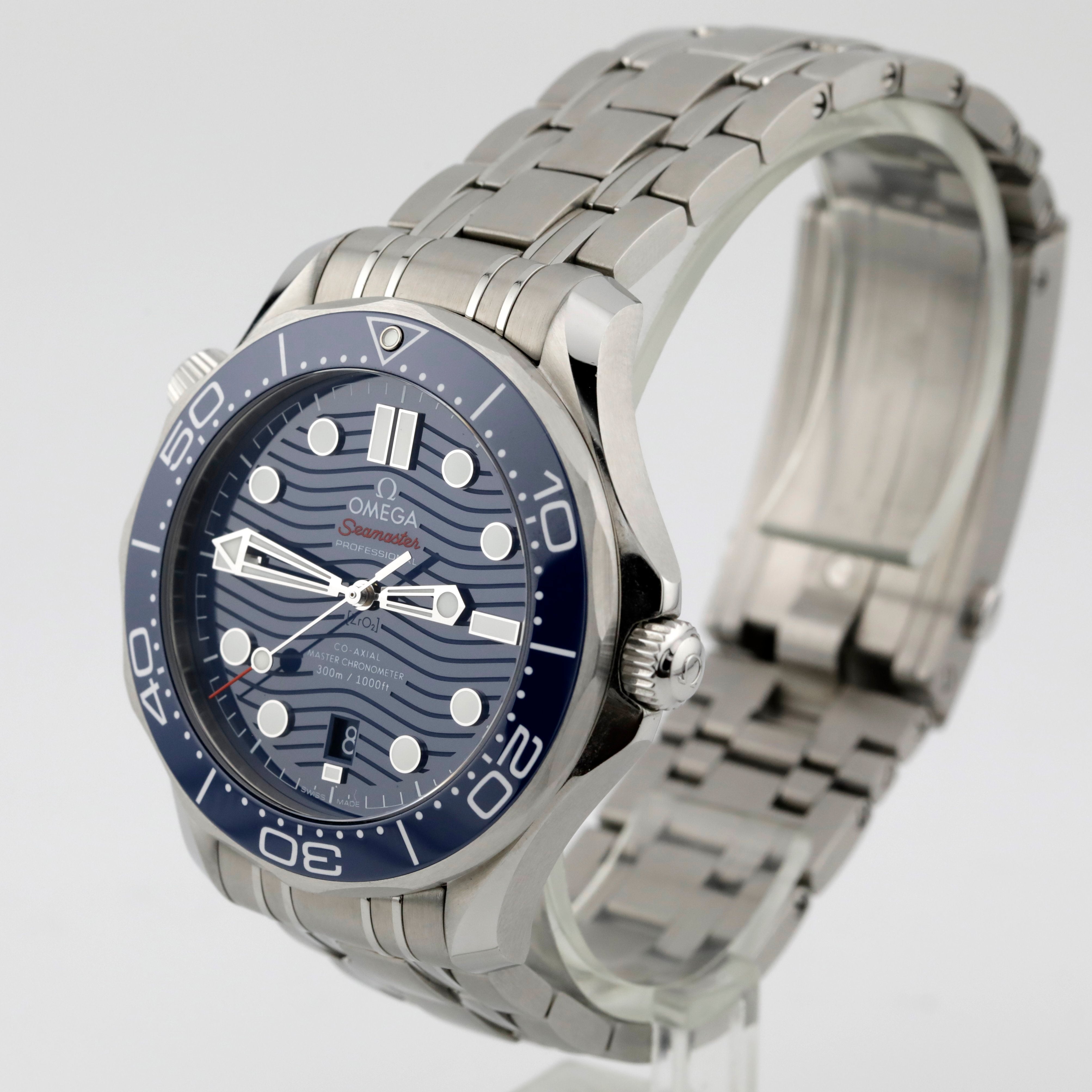 Pre Owned Omega Seamaster Diver 300M Ref# 21032422003001