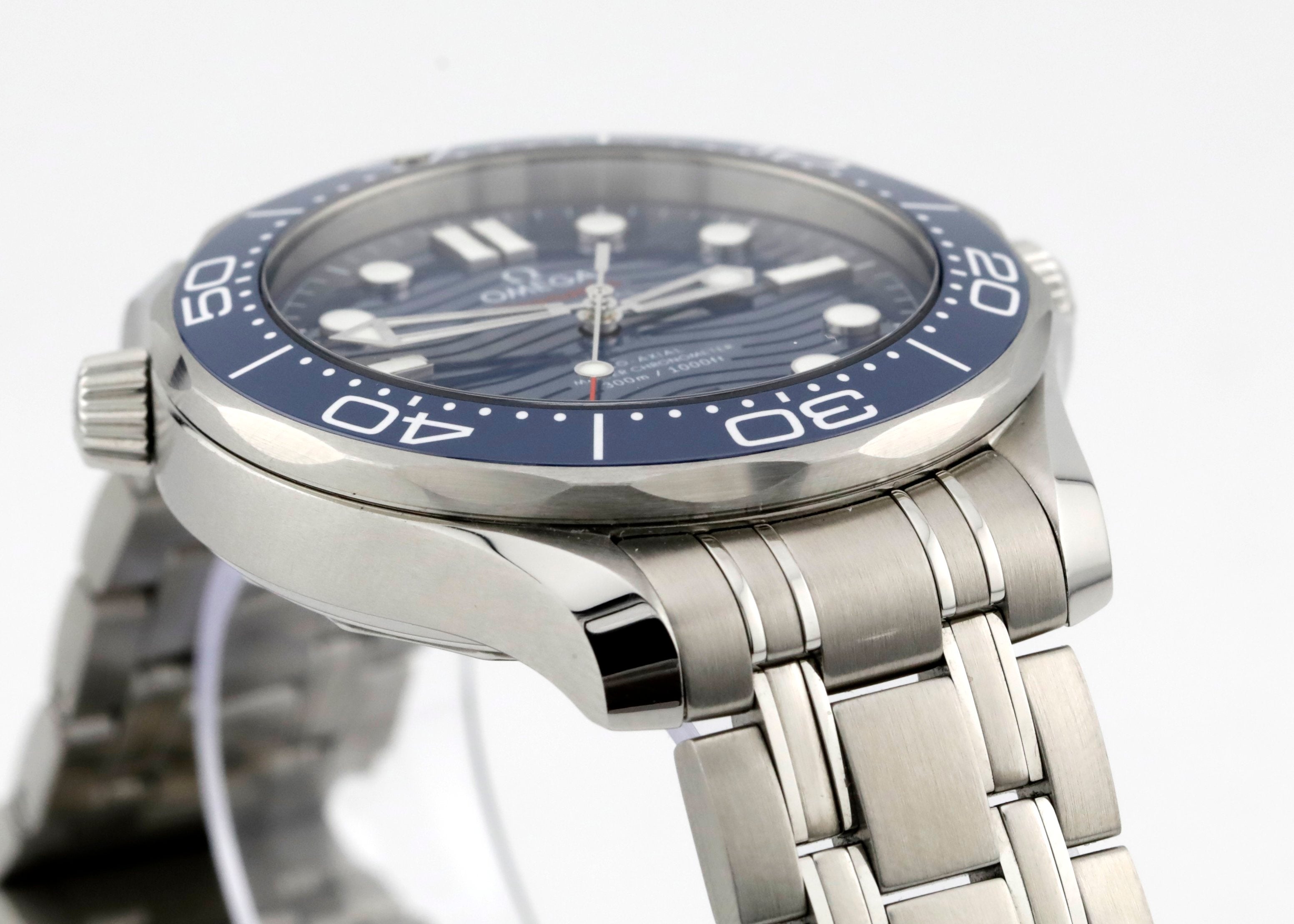 Pre Owned Omega Seamaster Diver 300M Ref# 21032422003001