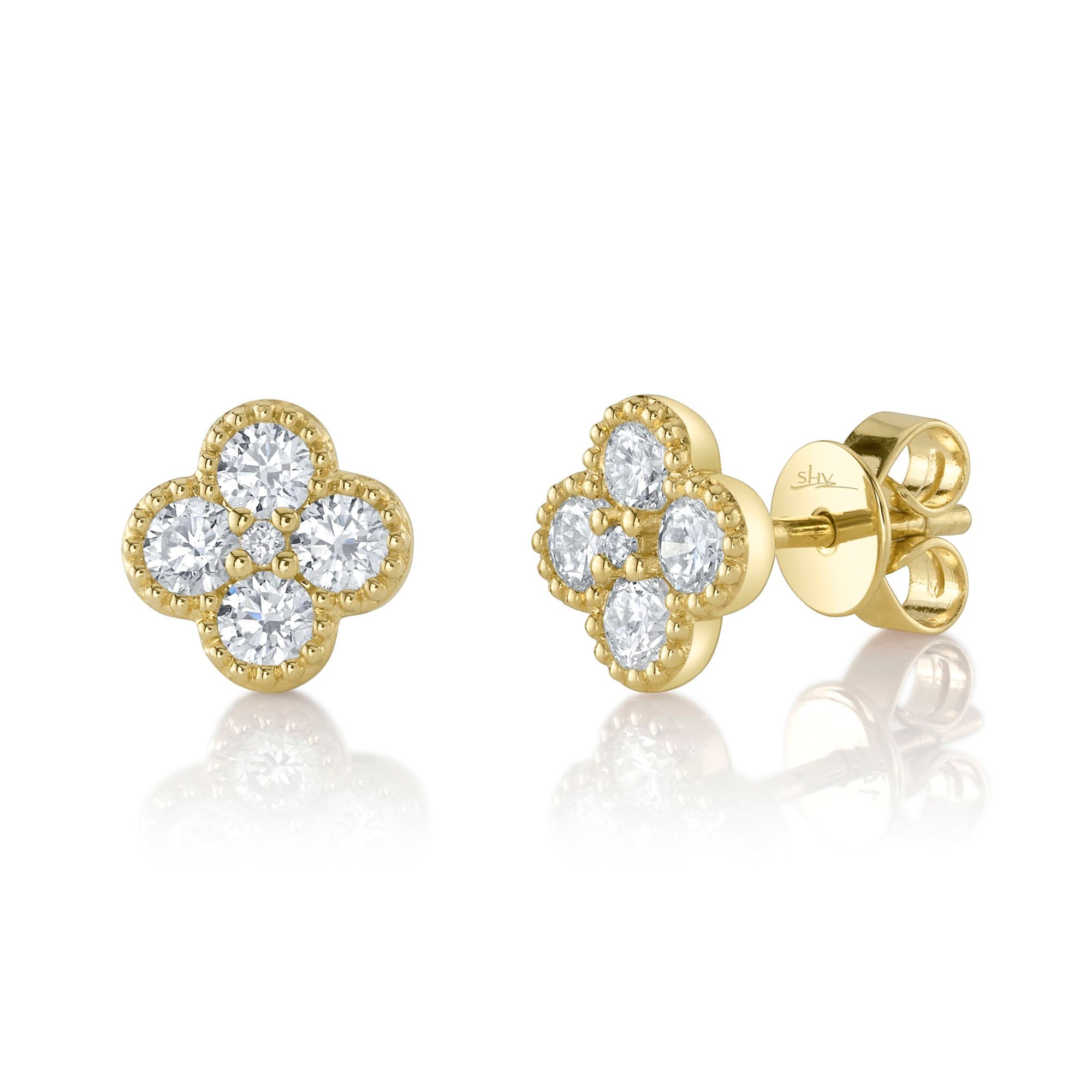 Shy Creation Diamond Stud Earrings
