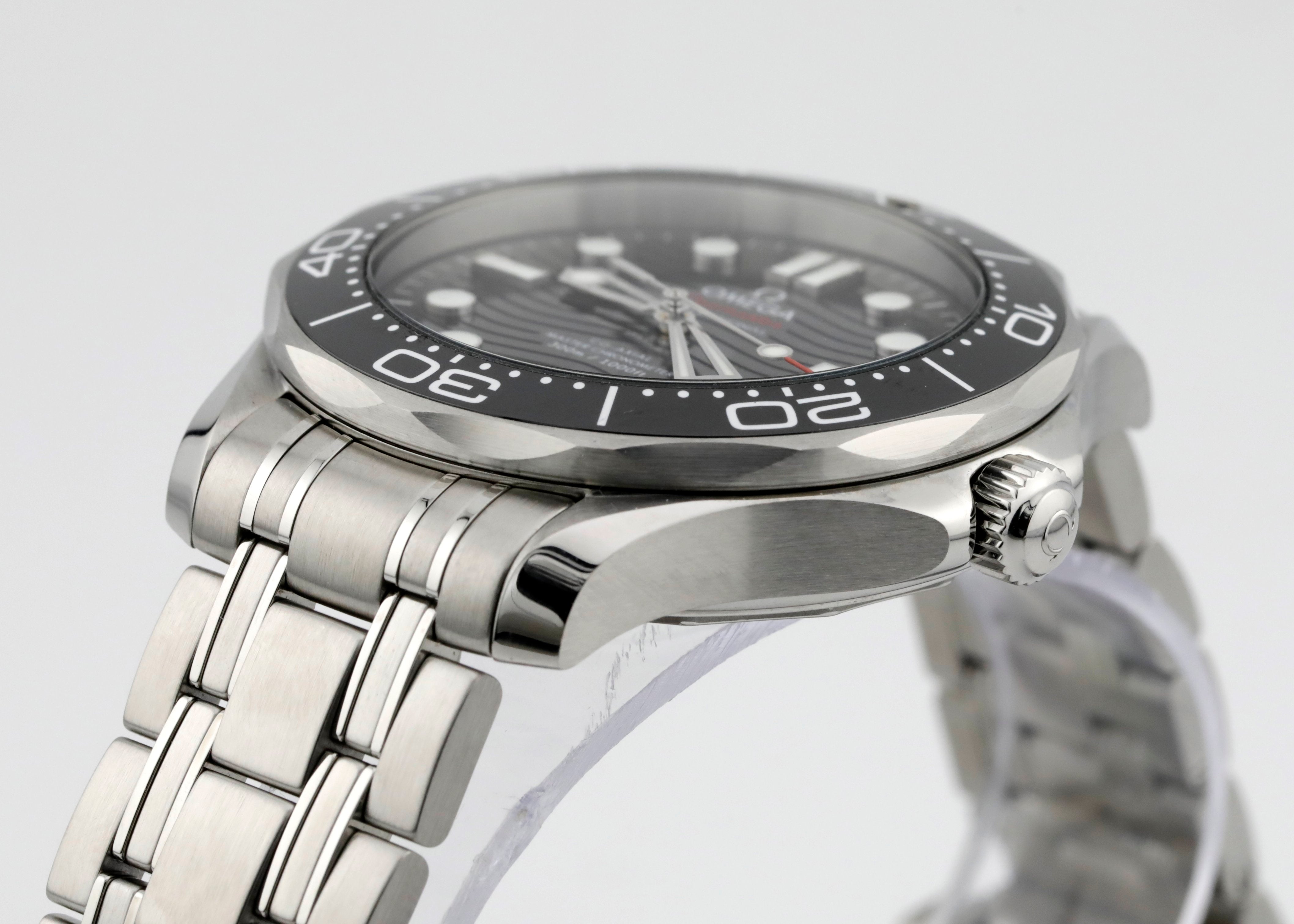 Pre Owned Omega Seamaster Diver 300M Ref# 21030422001001