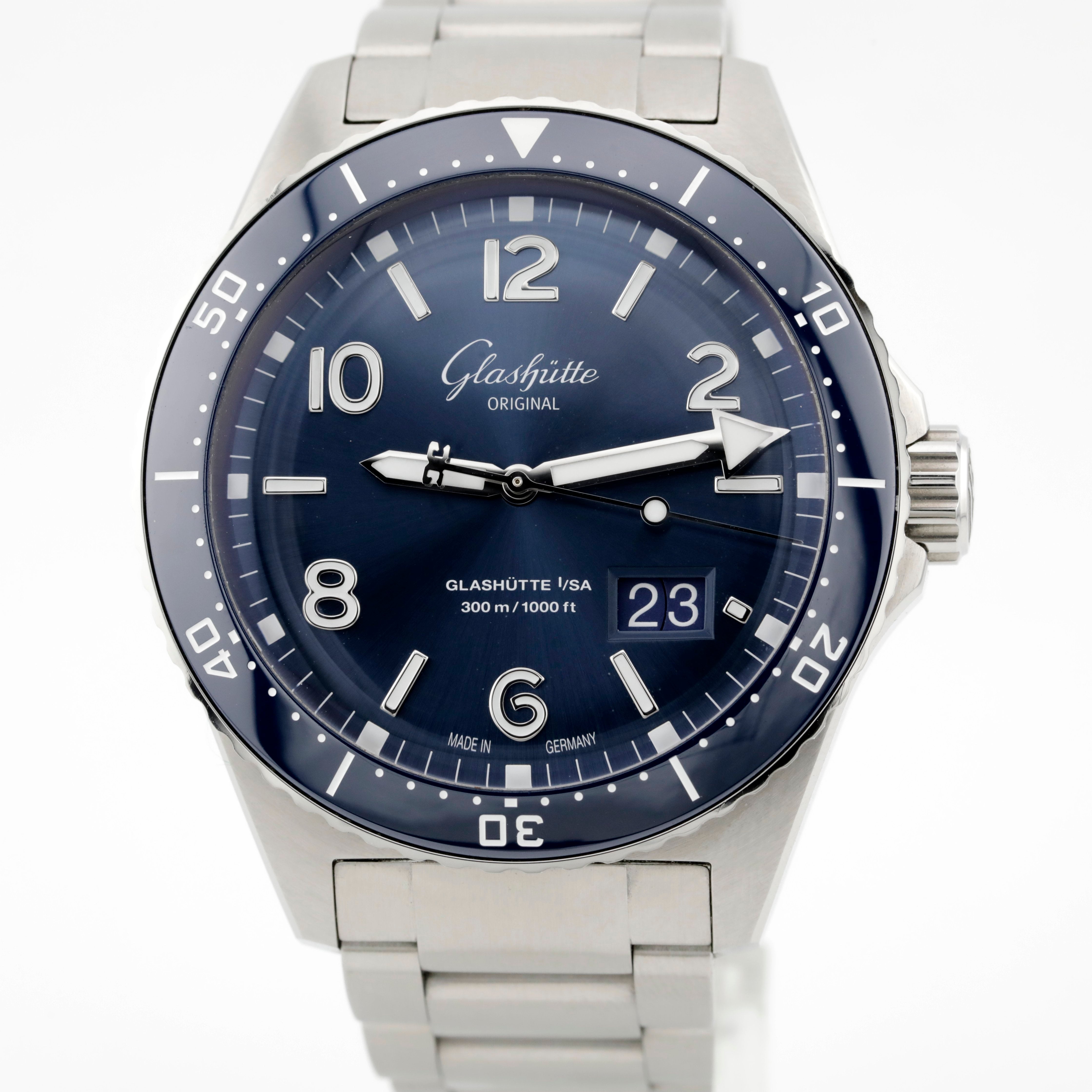 Pre Owned Glashutte Original SeaQ Panorama Date Ref# W13613028170