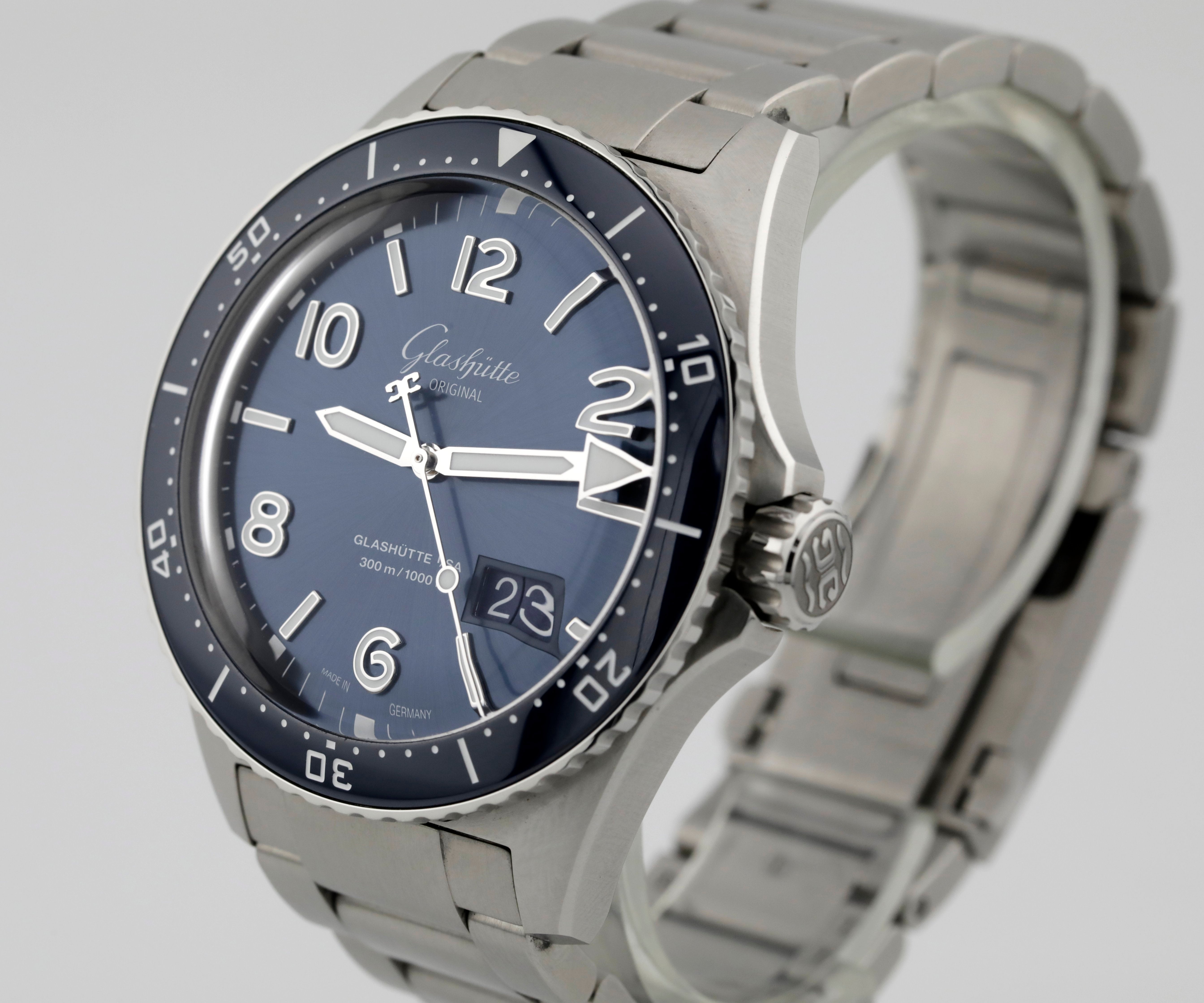 Pre Owned Glashutte Original SeaQ Panorama Date Ref# W13613028170