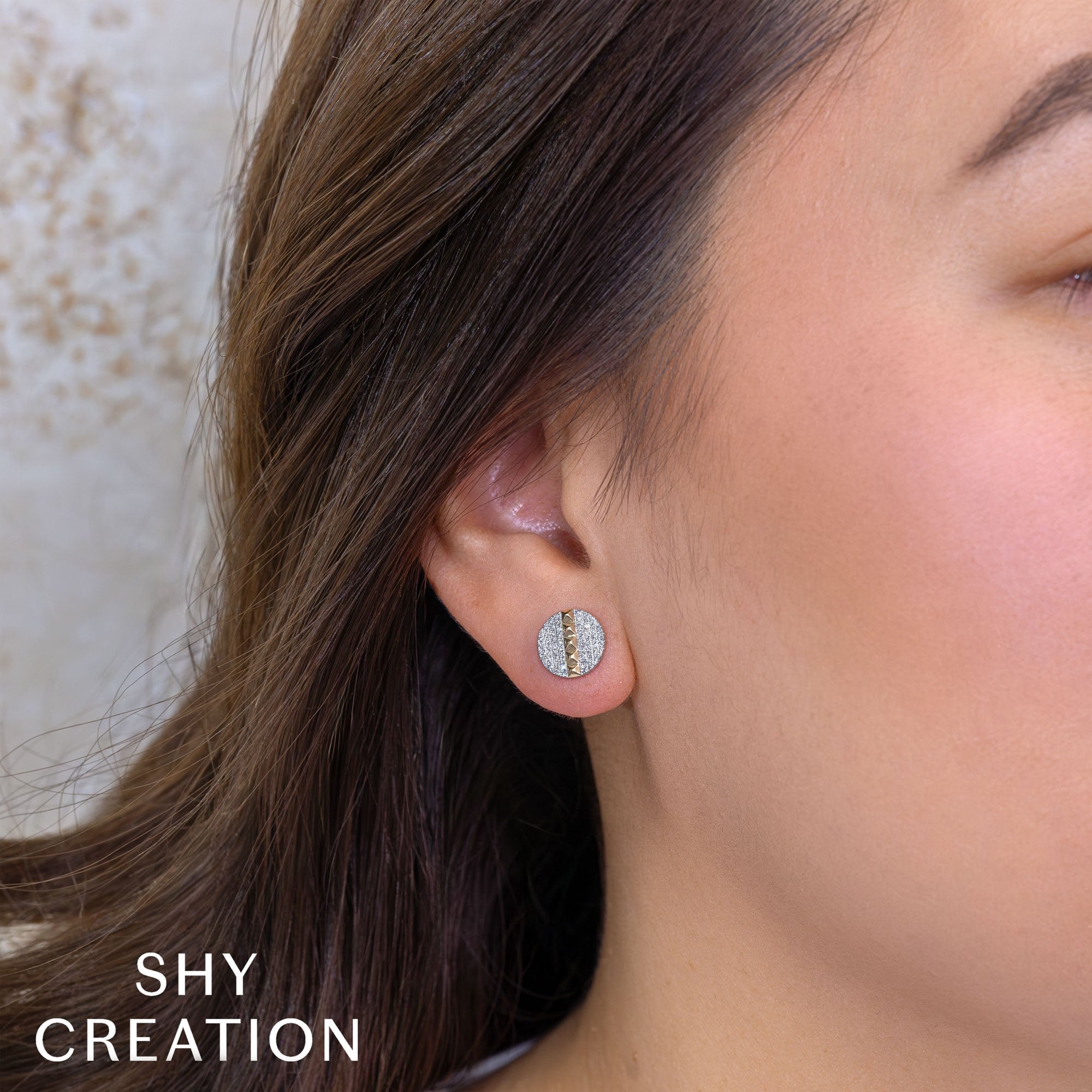 Shy Creation Fashion Studs