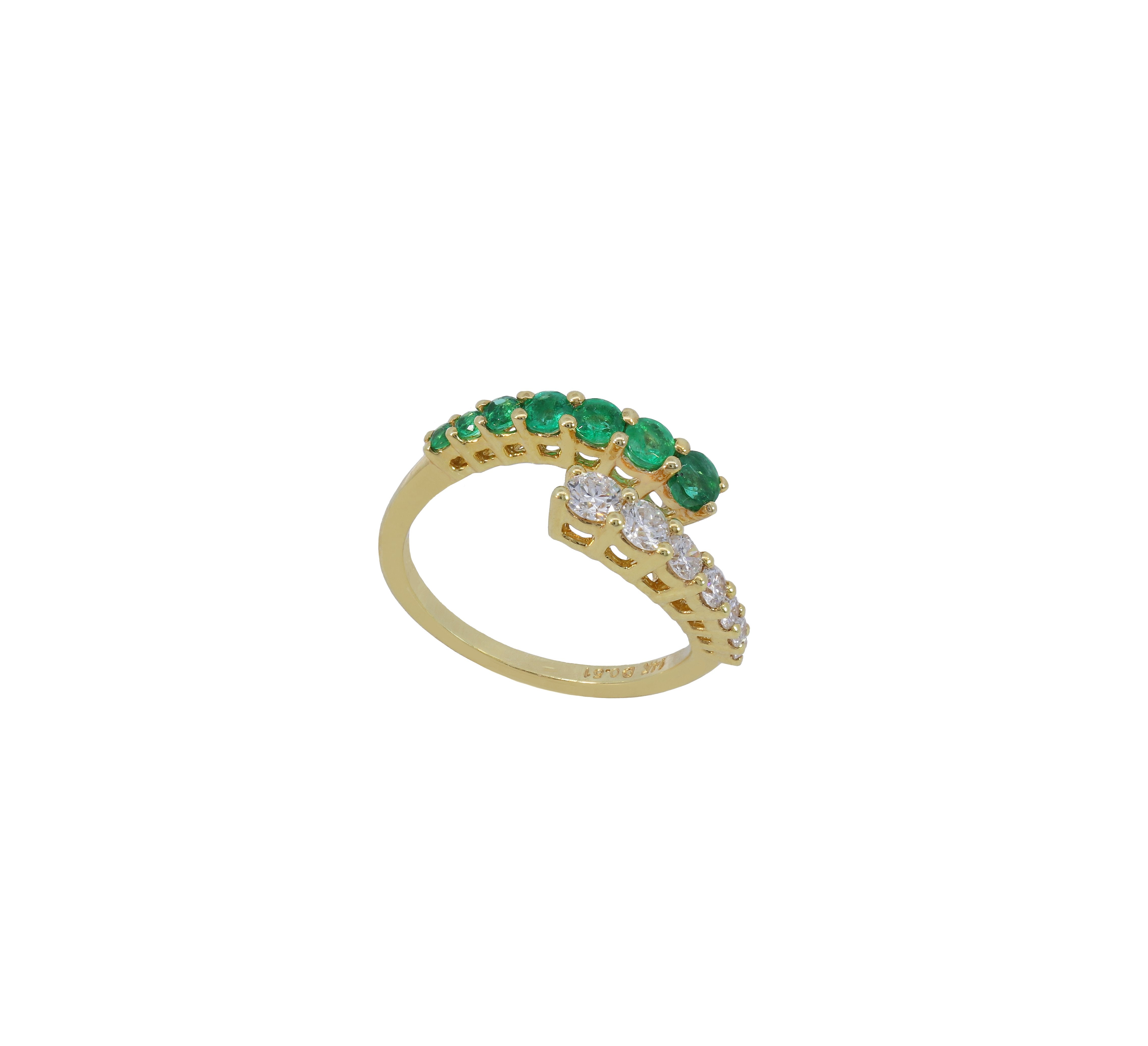 Diamond and Green Emerald Ring