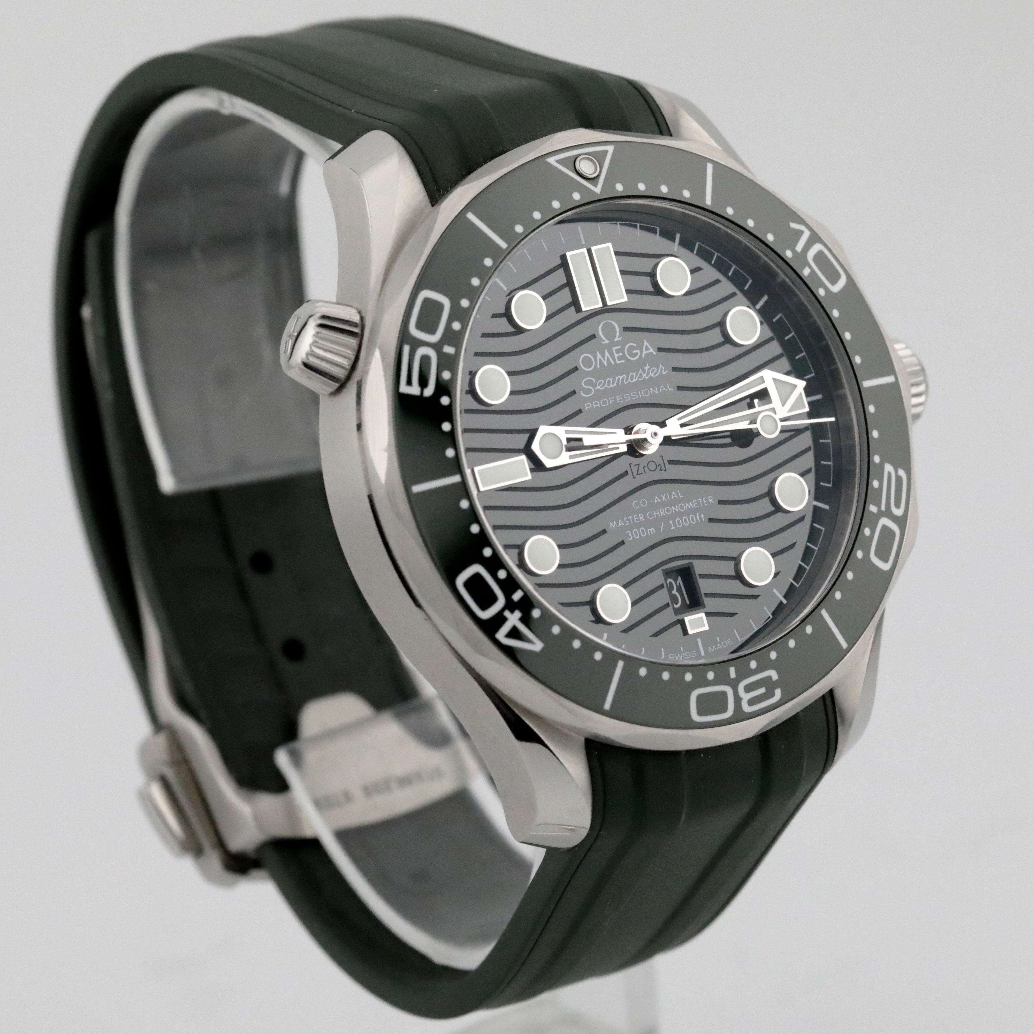 Pre-Owned Omega Seamaster Diver 300M Ref# 21032422010001