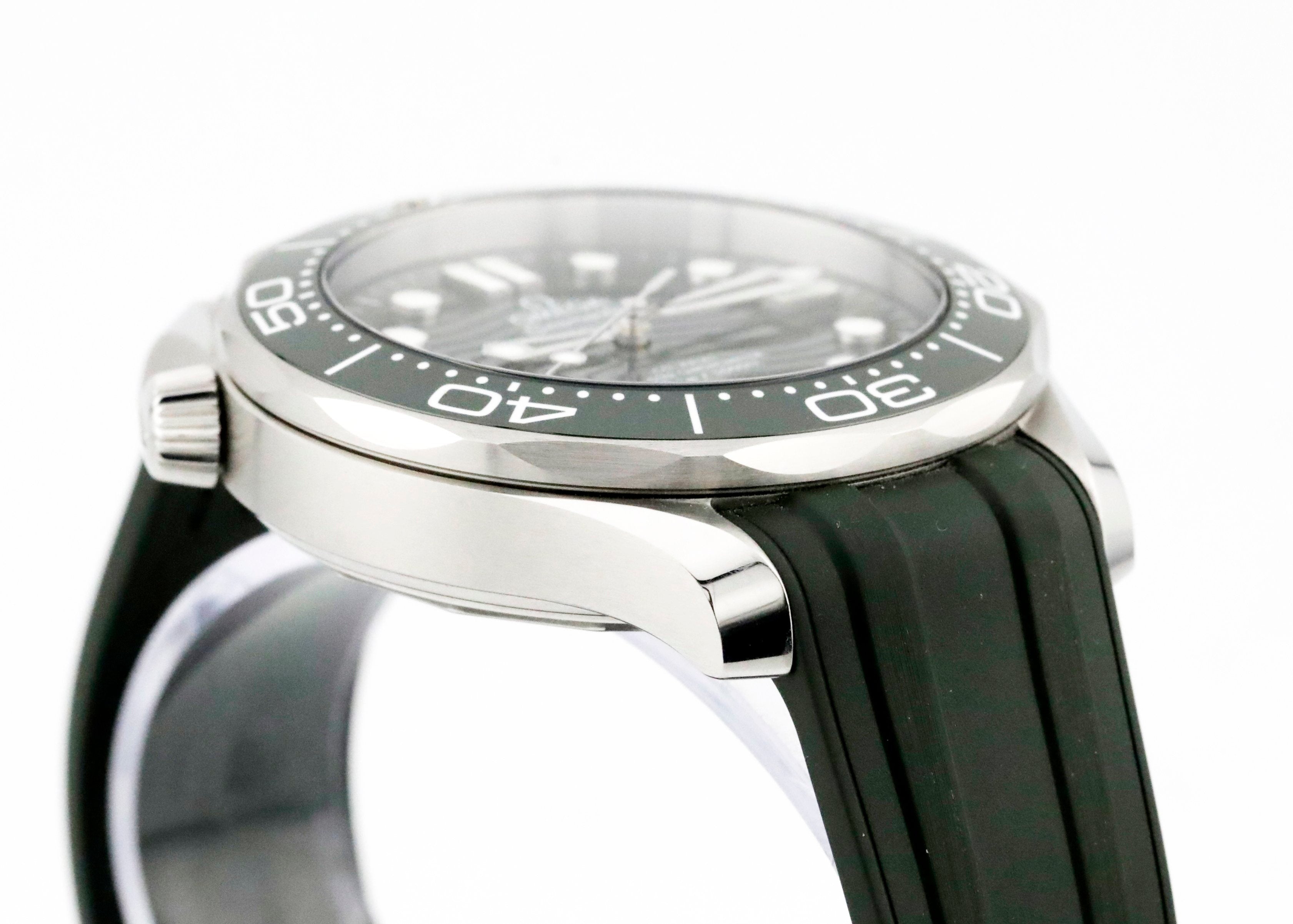 Pre-Owned Omega Seamaster Diver 300M Ref# 21032422010001