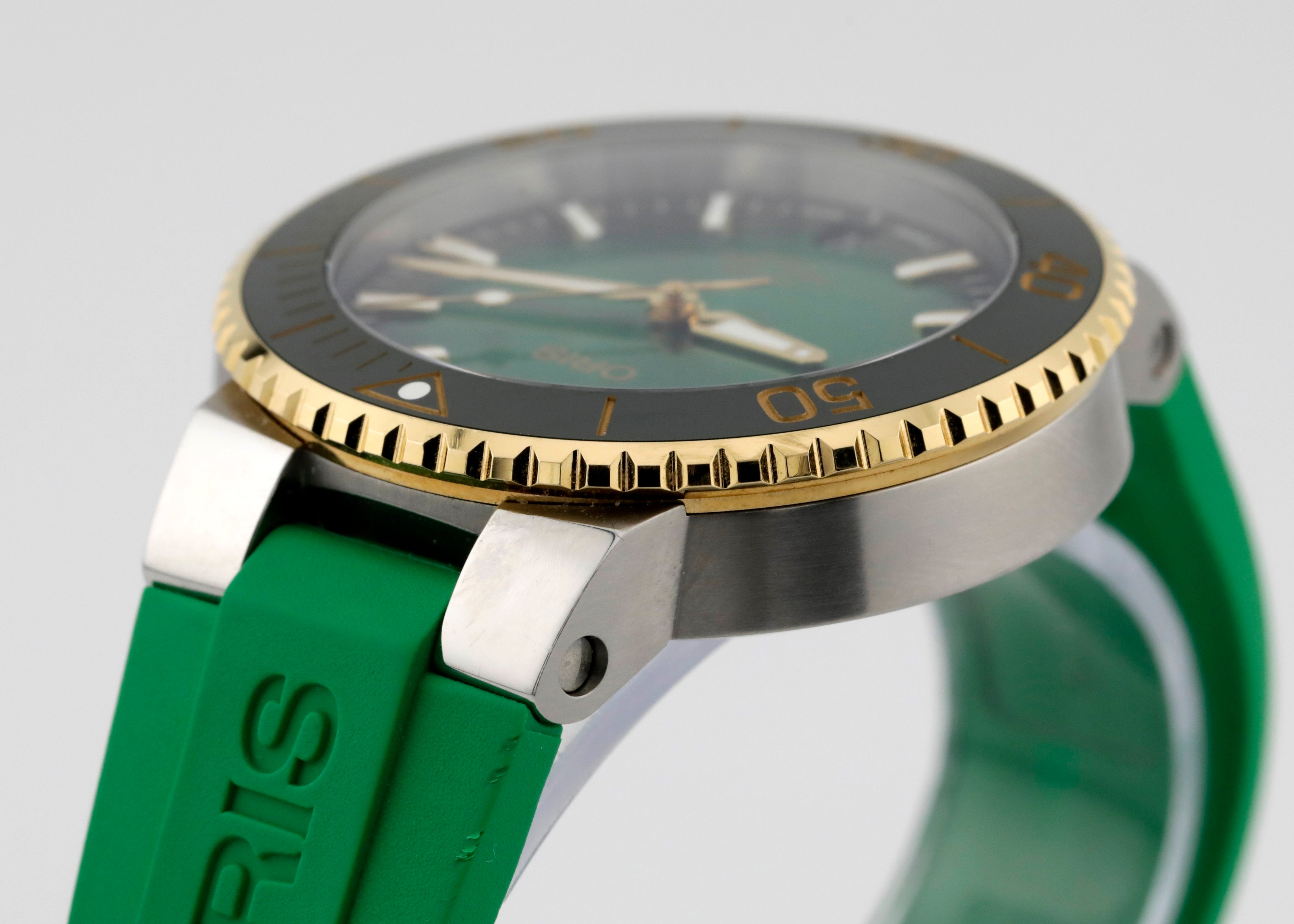 Pre Owned Oris Aquis two tone Ref# 01 400 7769 6357