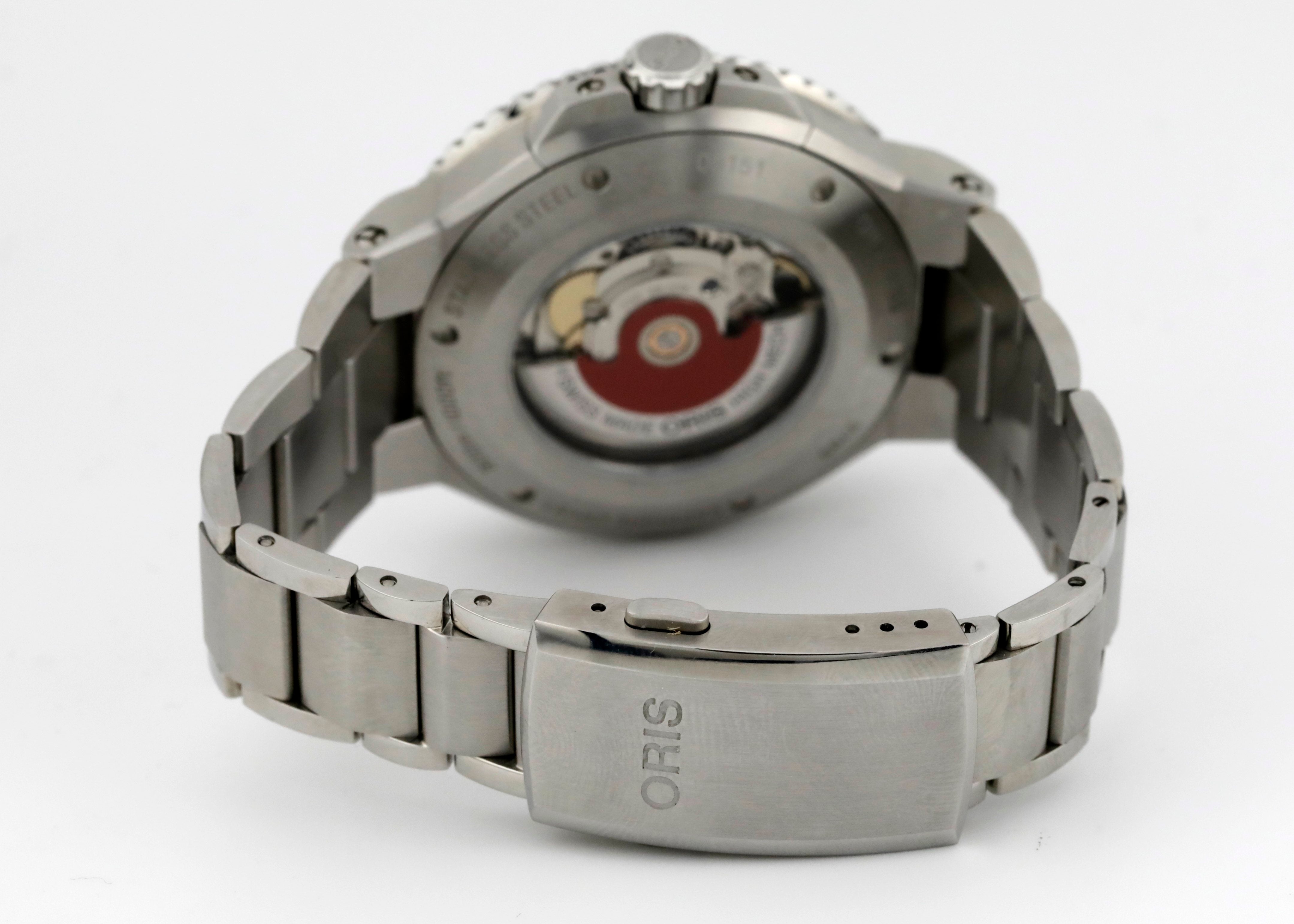 Pre Owned Oris Aquis Date Taste of Summer Ref# 01 733 7789 4158