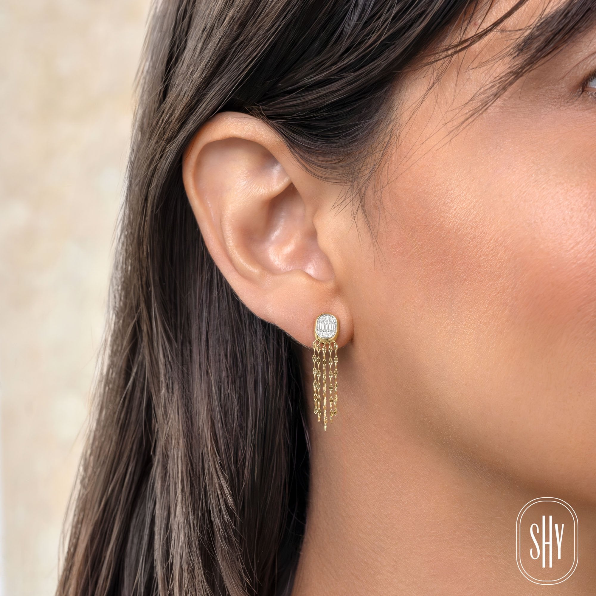 Shy Creation Diamond Earrings