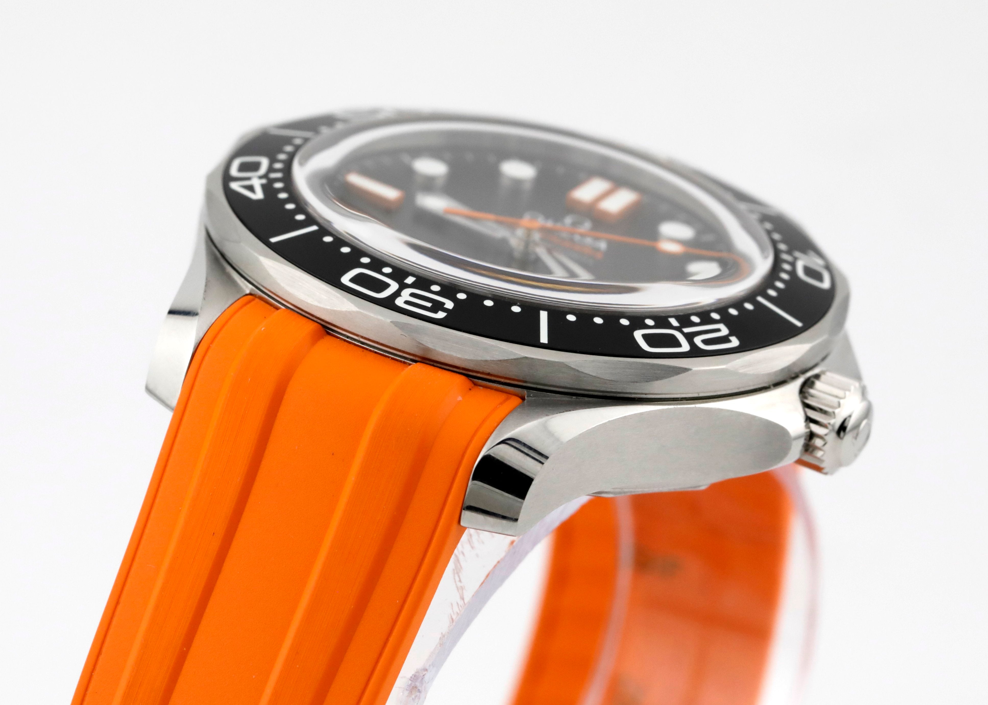 Pre Owned Omega Seamaster Diver 300m Ref# 21032422001006