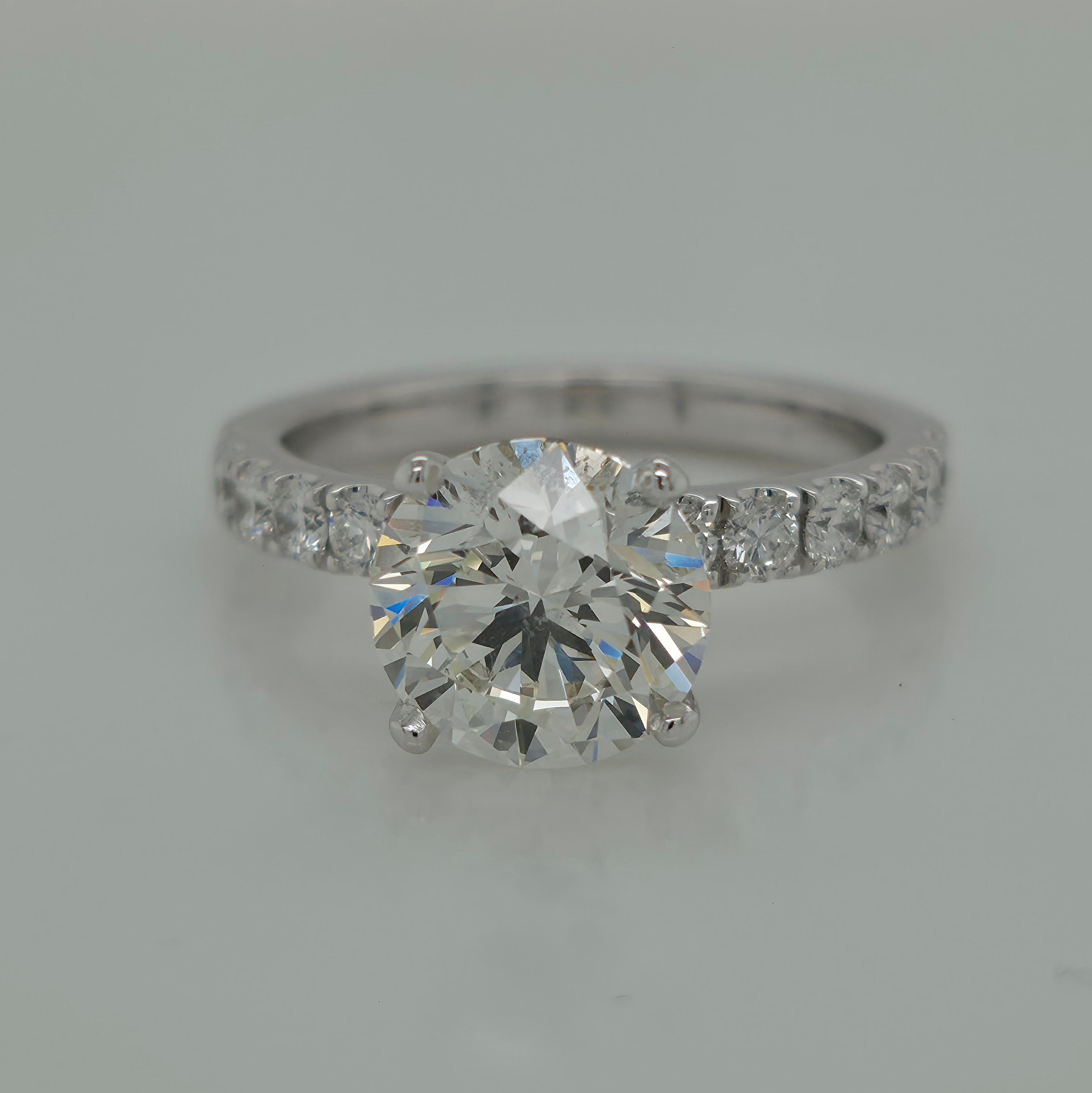 2.50ct Round Brilliant Shaped Diamond Engagement Ring