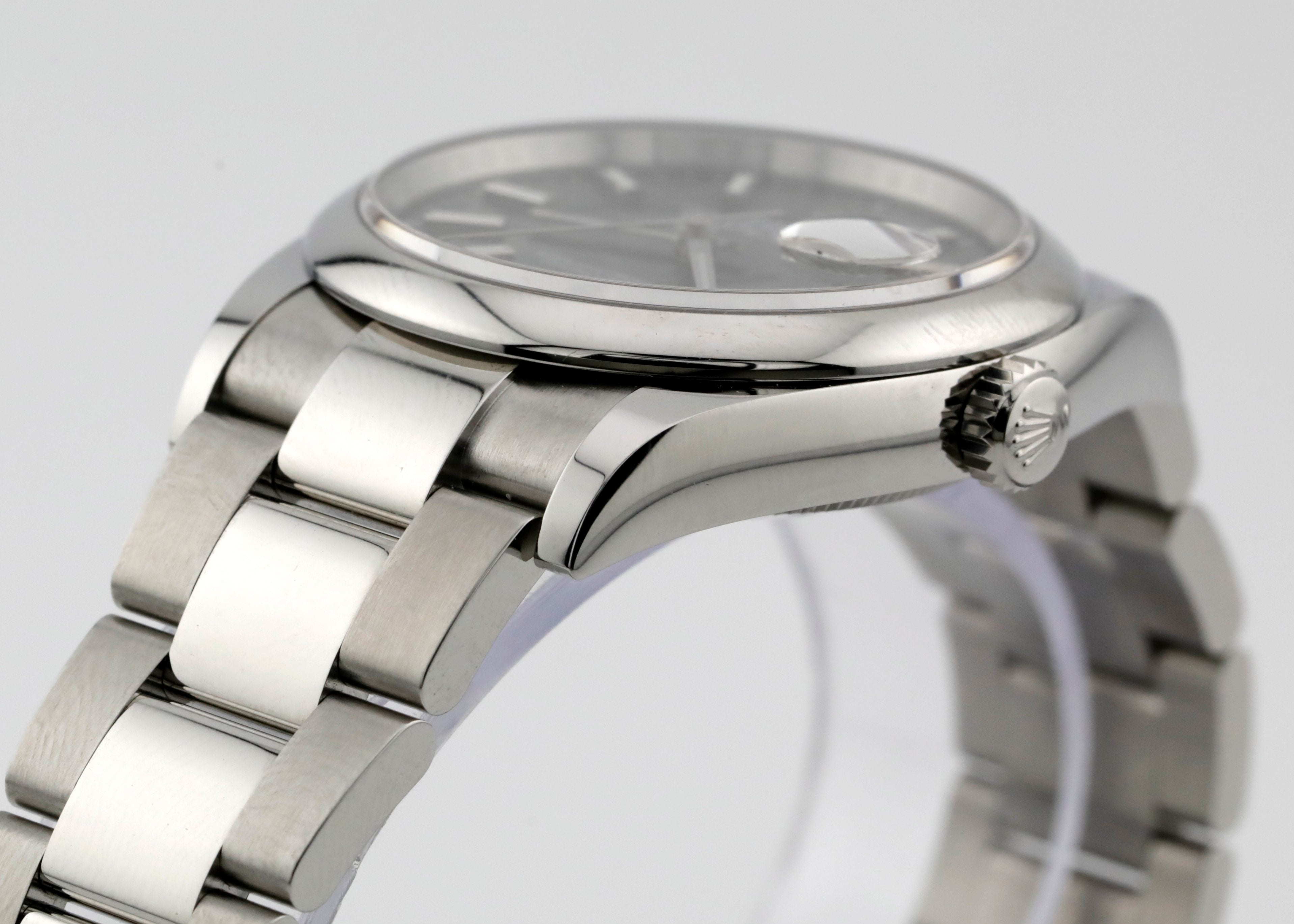 Pre Owned Rolex Datejust 36 Olive Green Palm Dial Ref# 126200