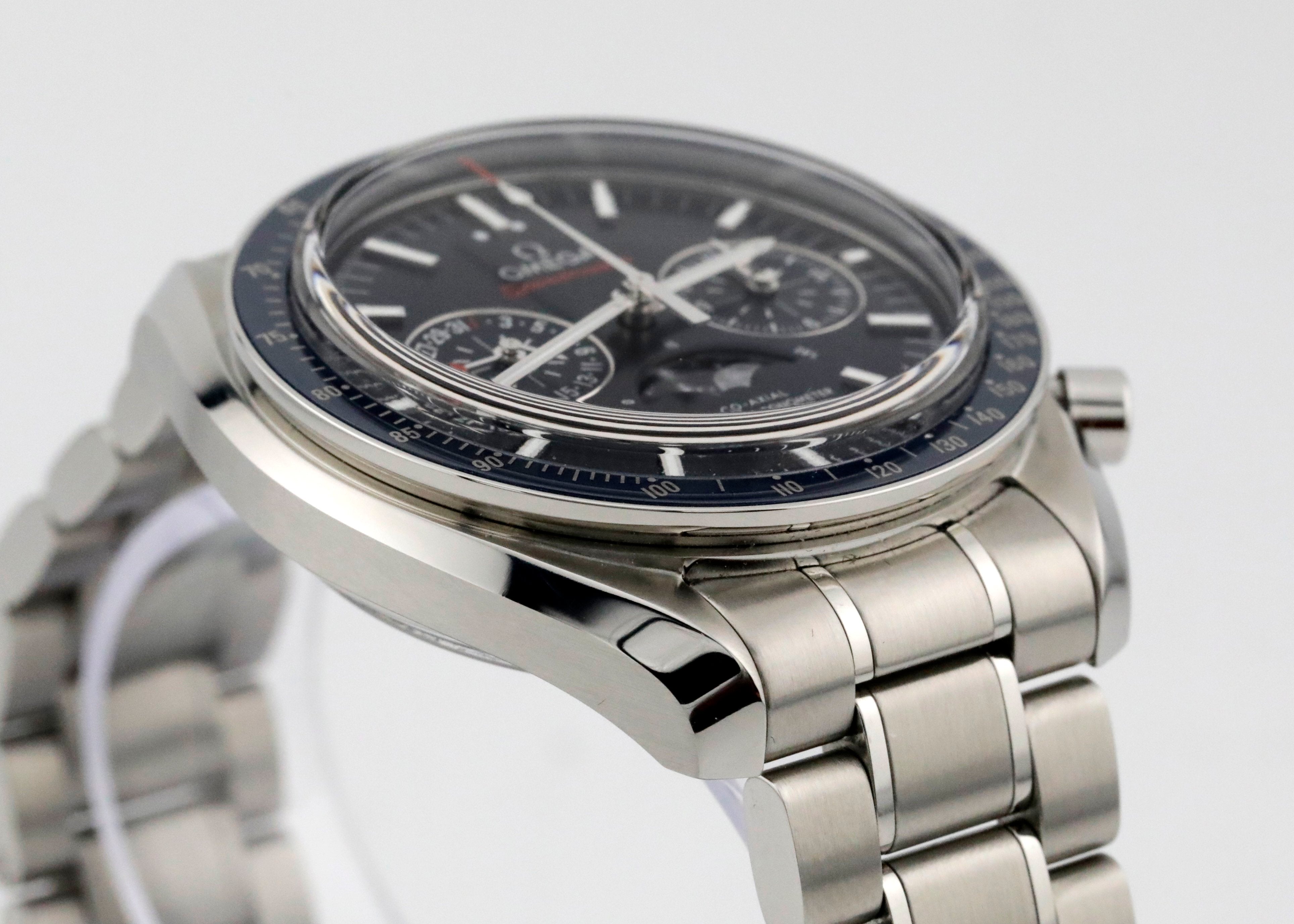 Pre-Owned Omega Speedmaster Moonphase Ref# 30433445203001