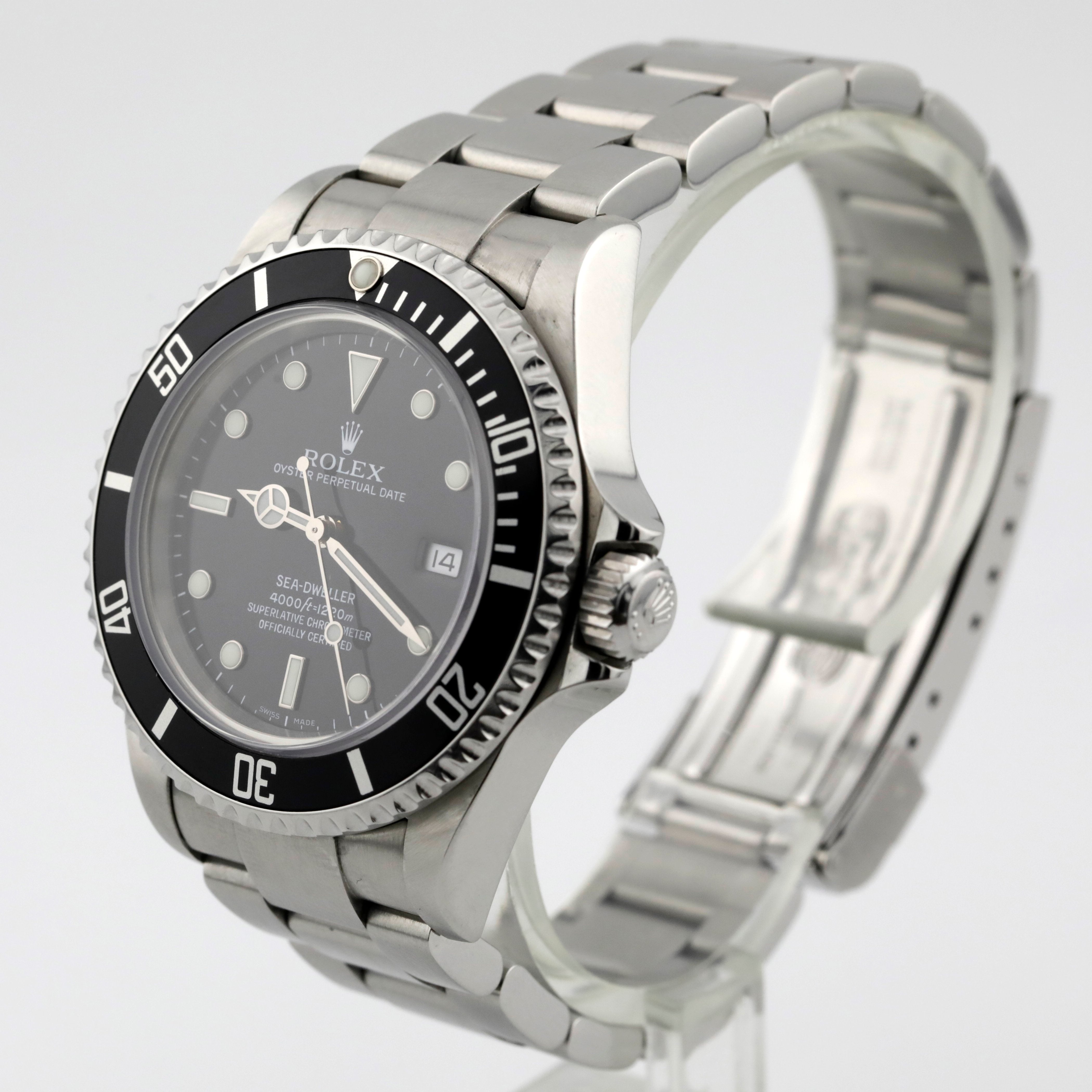 Pre Owned Rolex Sea-Dweller 4000 Ref# 16600T