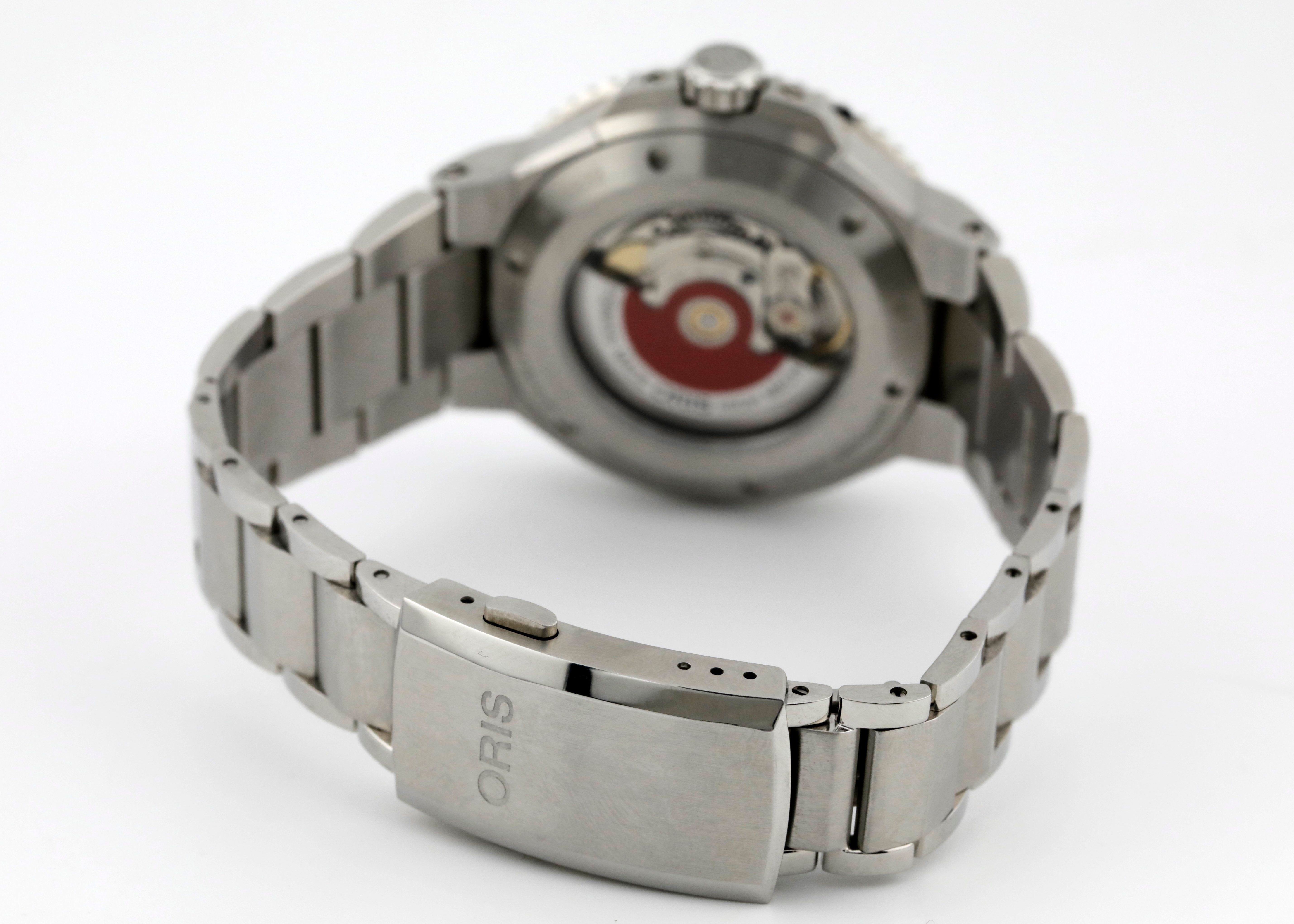 Pre Owned Oris Aquis Date Upcycle Ref# 01 733 7787 4150