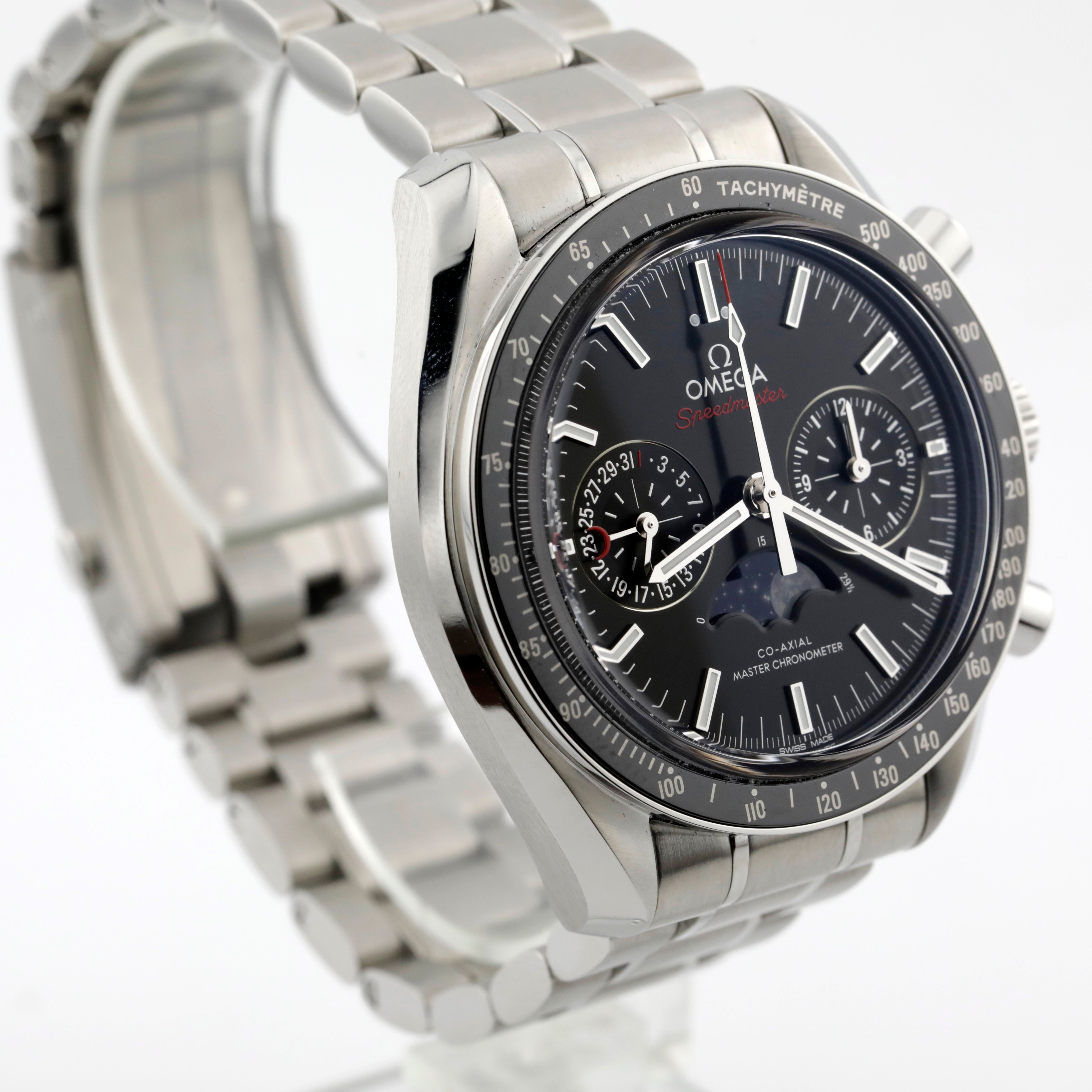 Pre-Owned Omega Speedmaster Moonphase Ref# 30430445201001