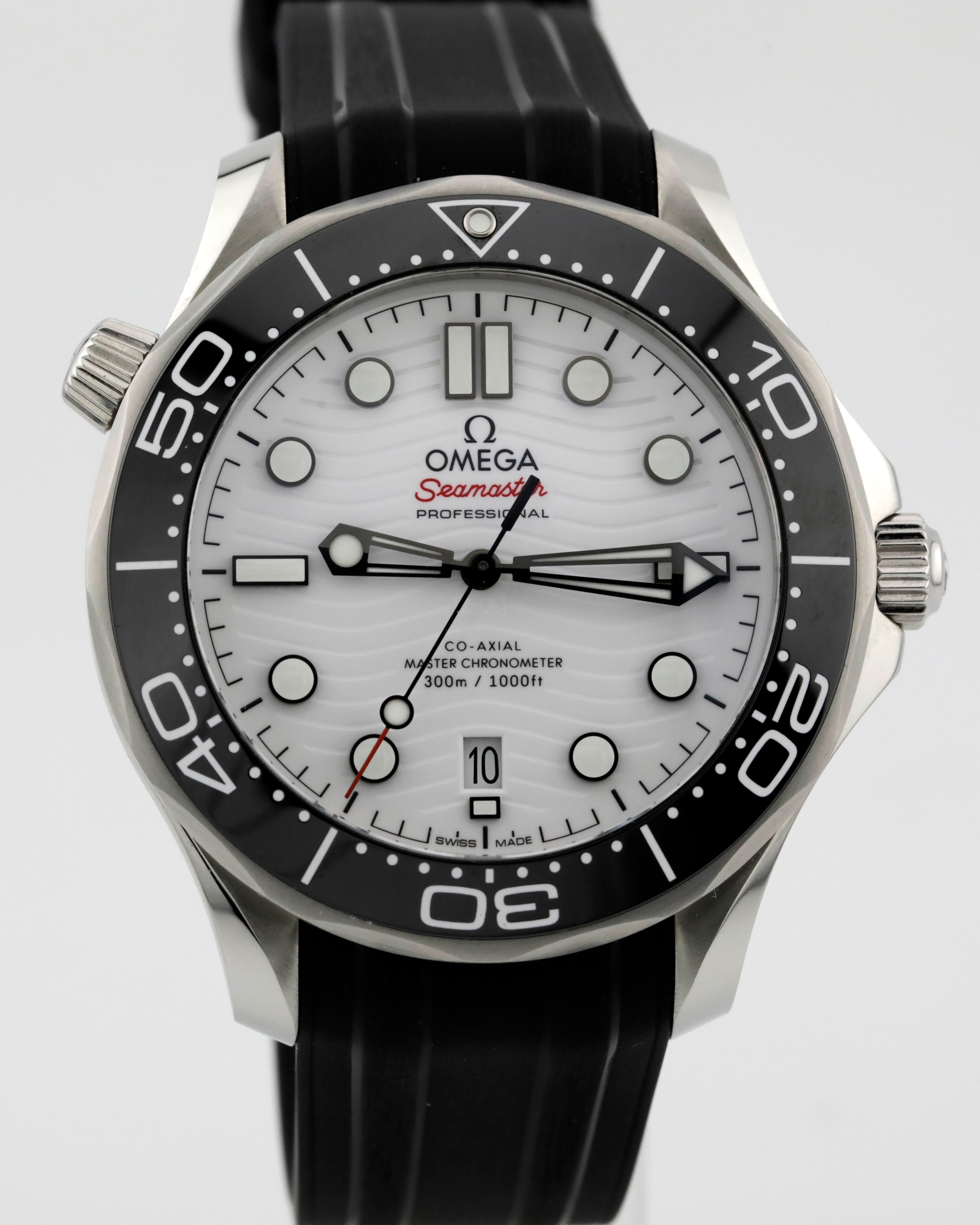 Pre Owned Omega Seamaster Diver 300M Ref# 21032422004001