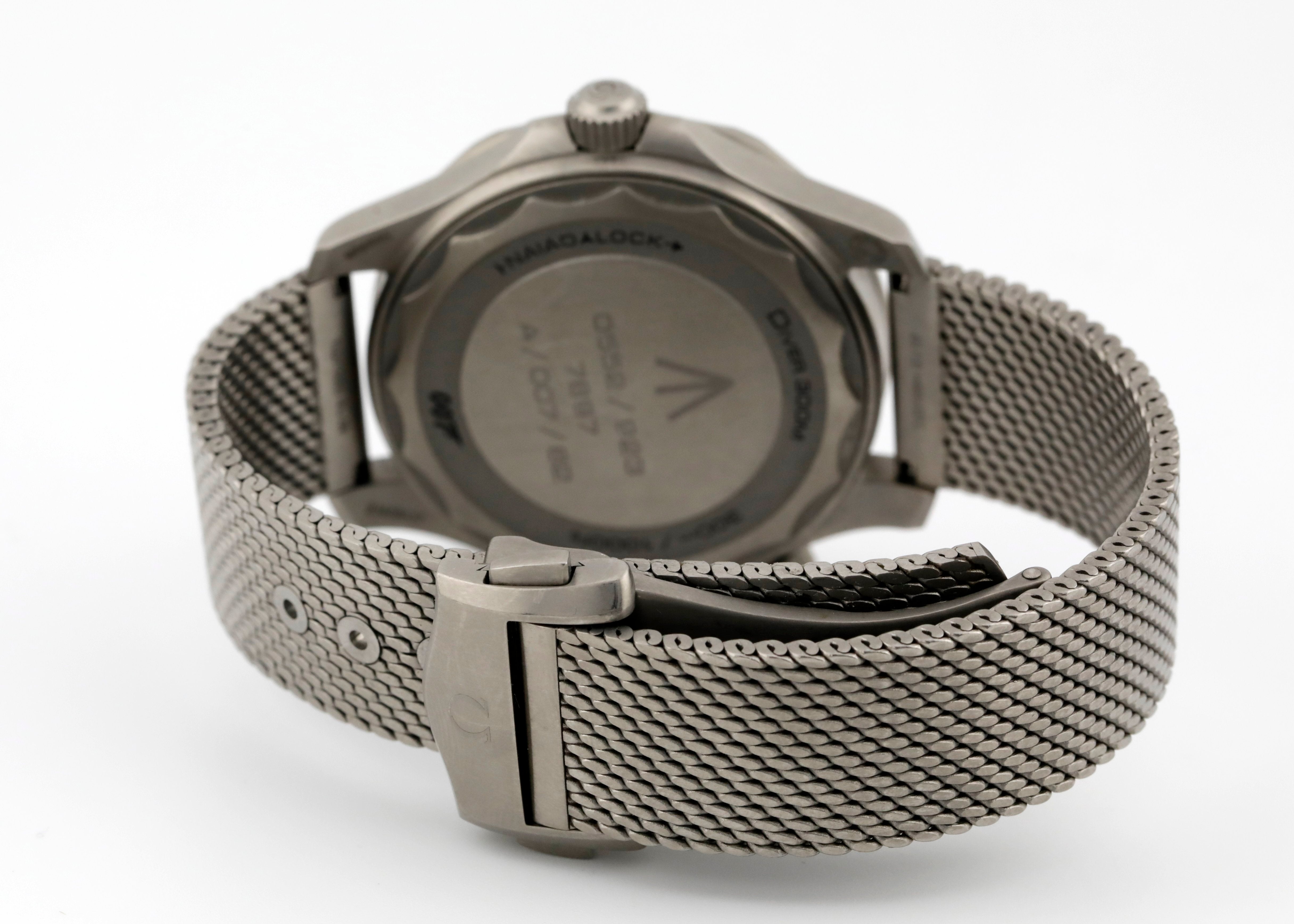 Pre Owned Omega Seamaster Diver 300m 007 Edition ref. 21090422001001