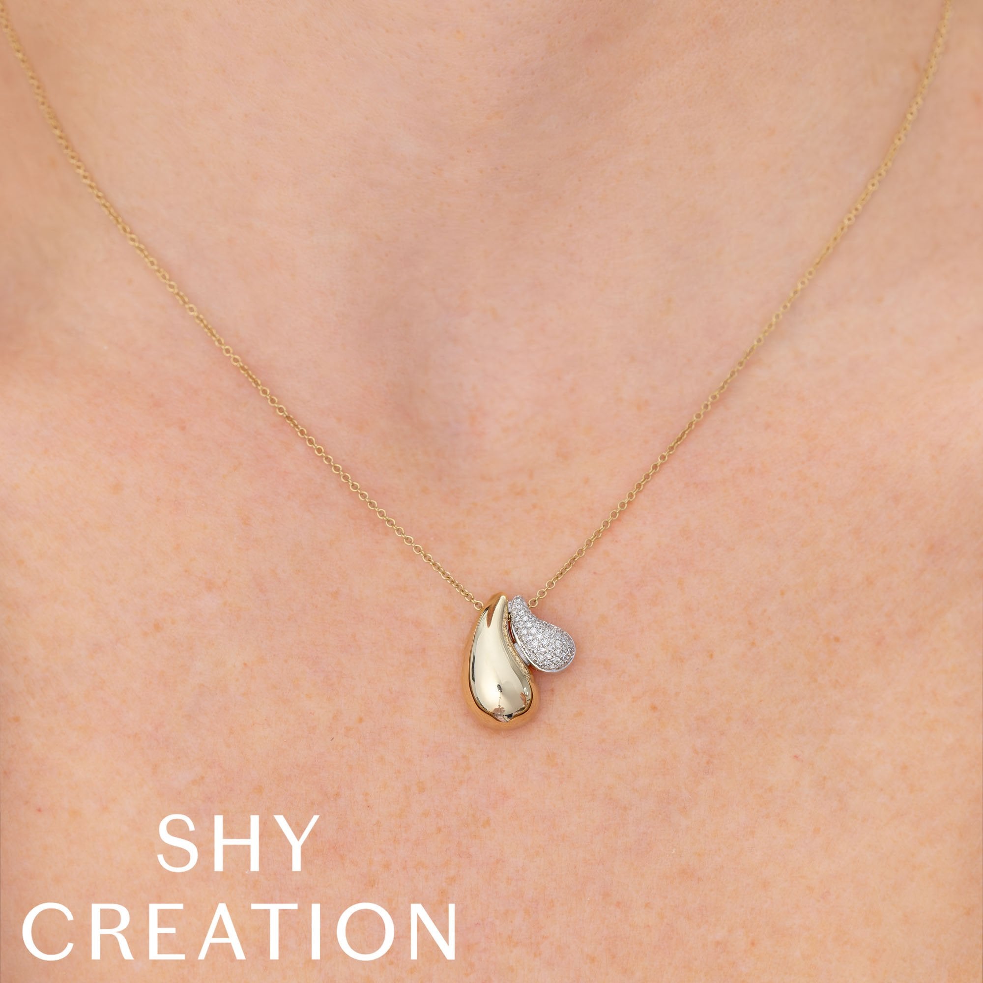 Shy Creation Pendant