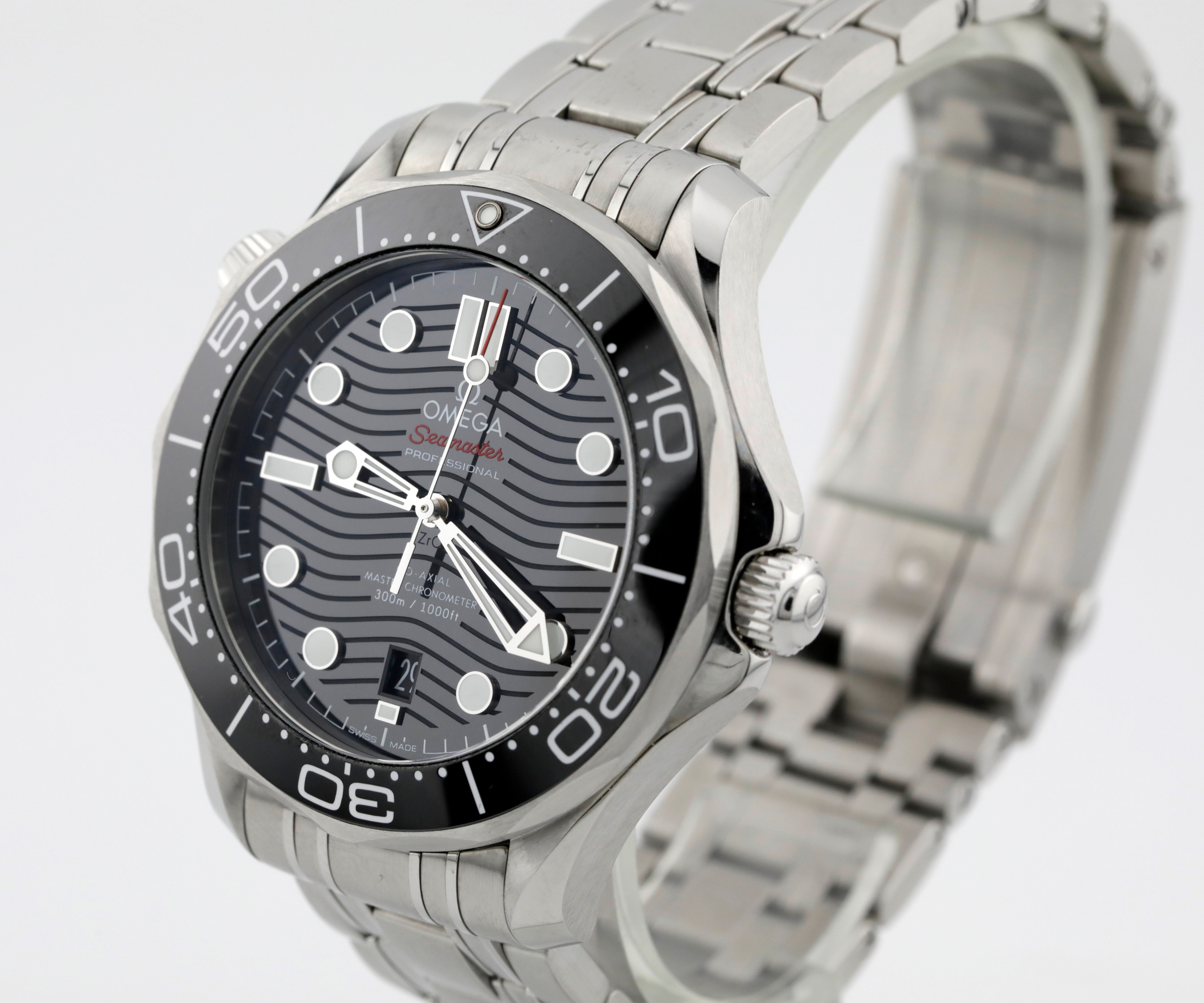 Pre Owned Omega Seamaster Diver 300M Ref# 21030422001001