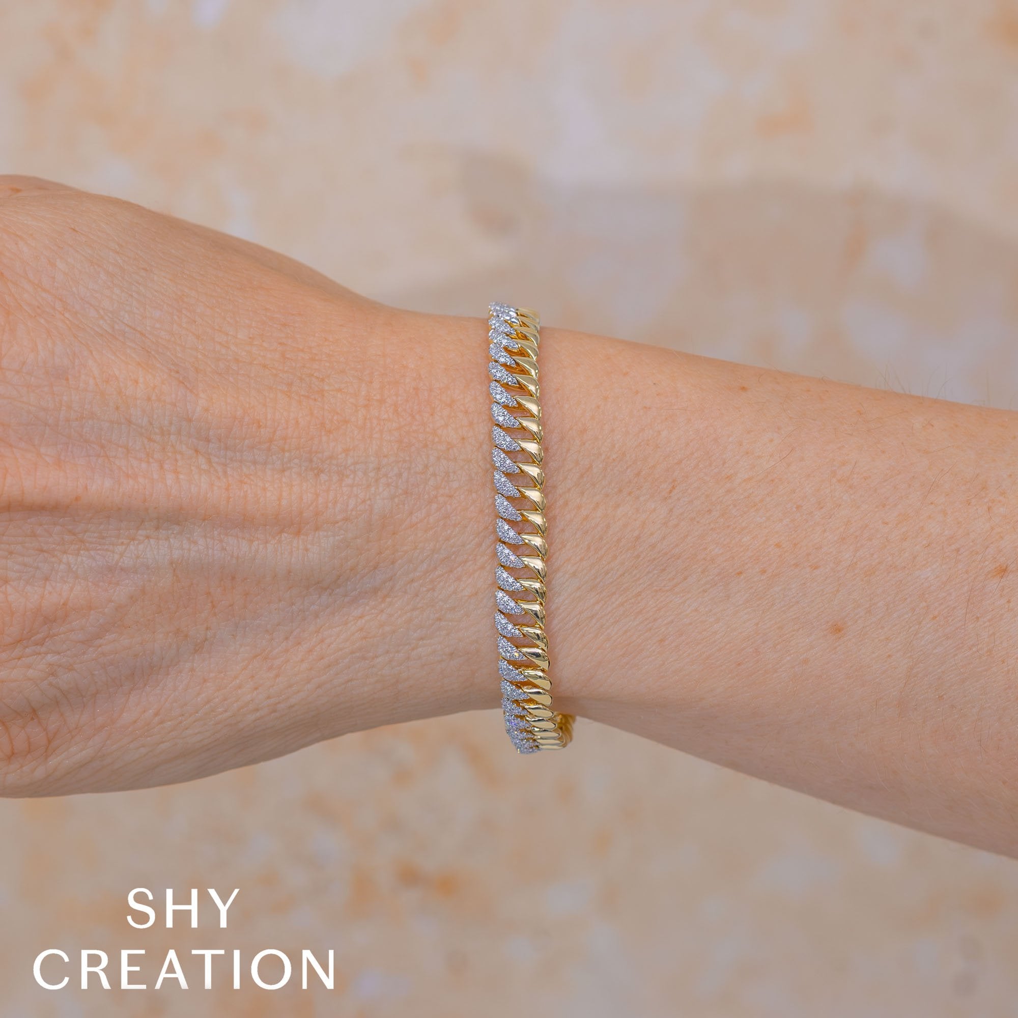 Shy Creation Diamond Bracelet