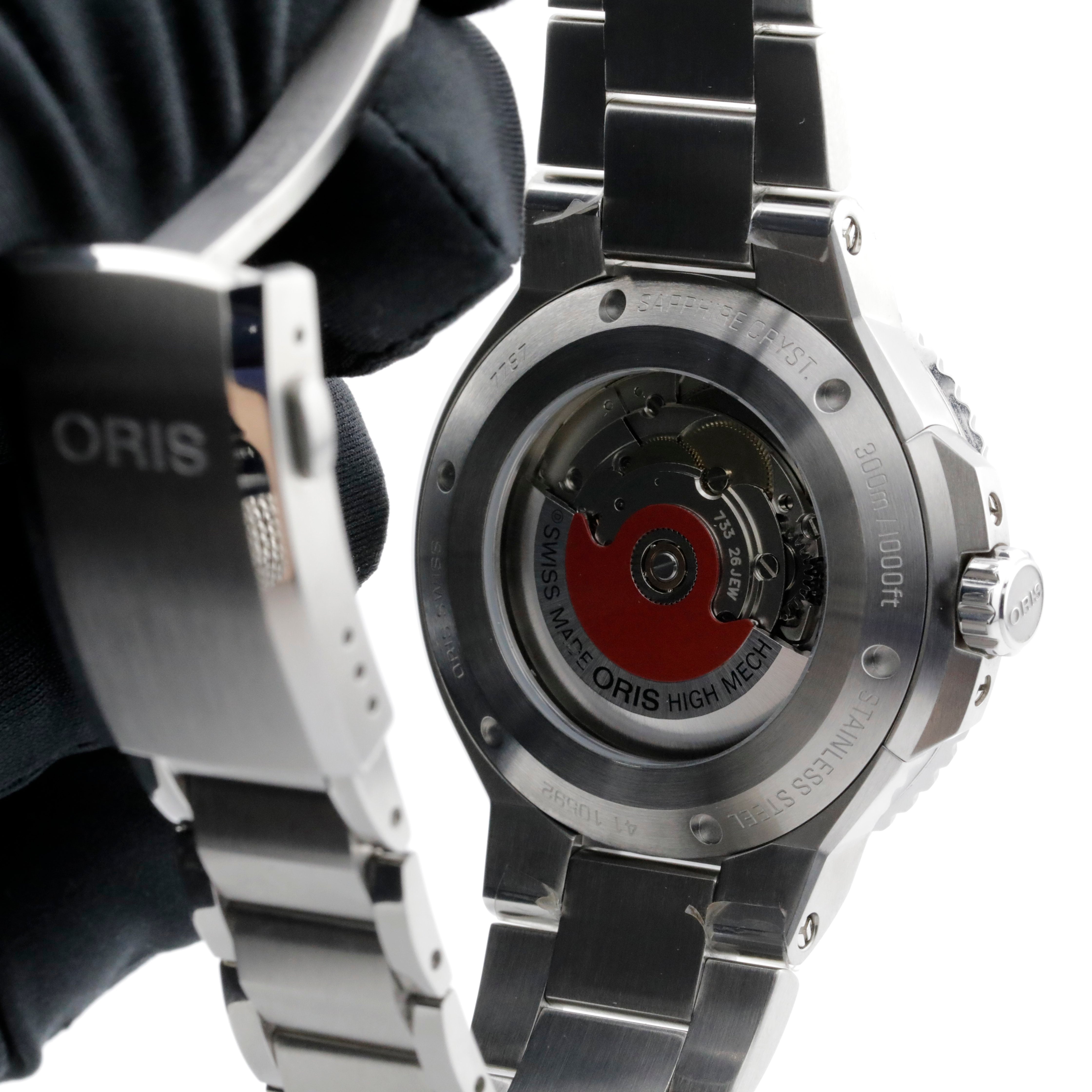 Pre-Owned Oris Aquis Date Taste of Summer ref. 01 733 7787 4137-07 8 22 04PEB